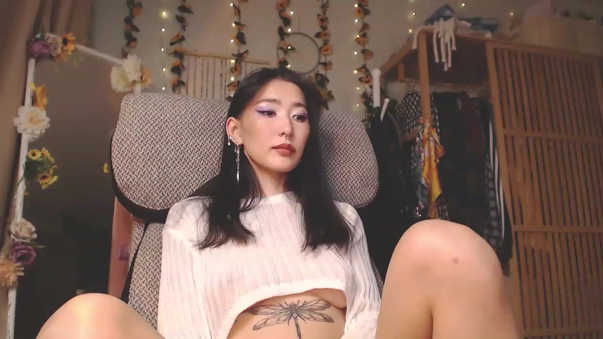 Gallery image thumbnail from KellyAsian's myfreecams stream on, 11/29/2022, 09:55 image 20 of 20