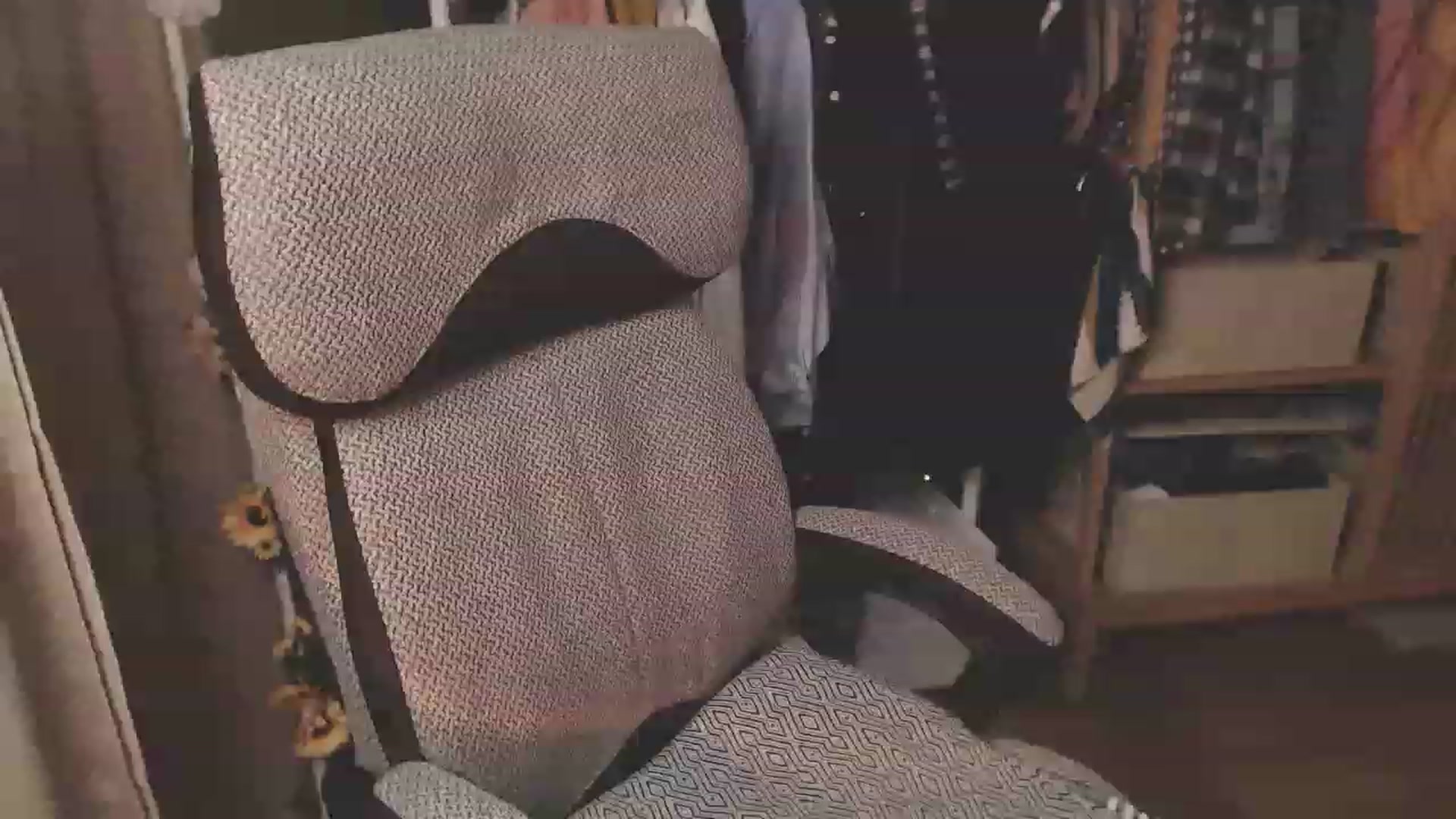 Gallery image thumbnail from KellyAsian's myfreecams stream on, 12/26/2022, 10:06 image 3 of 20