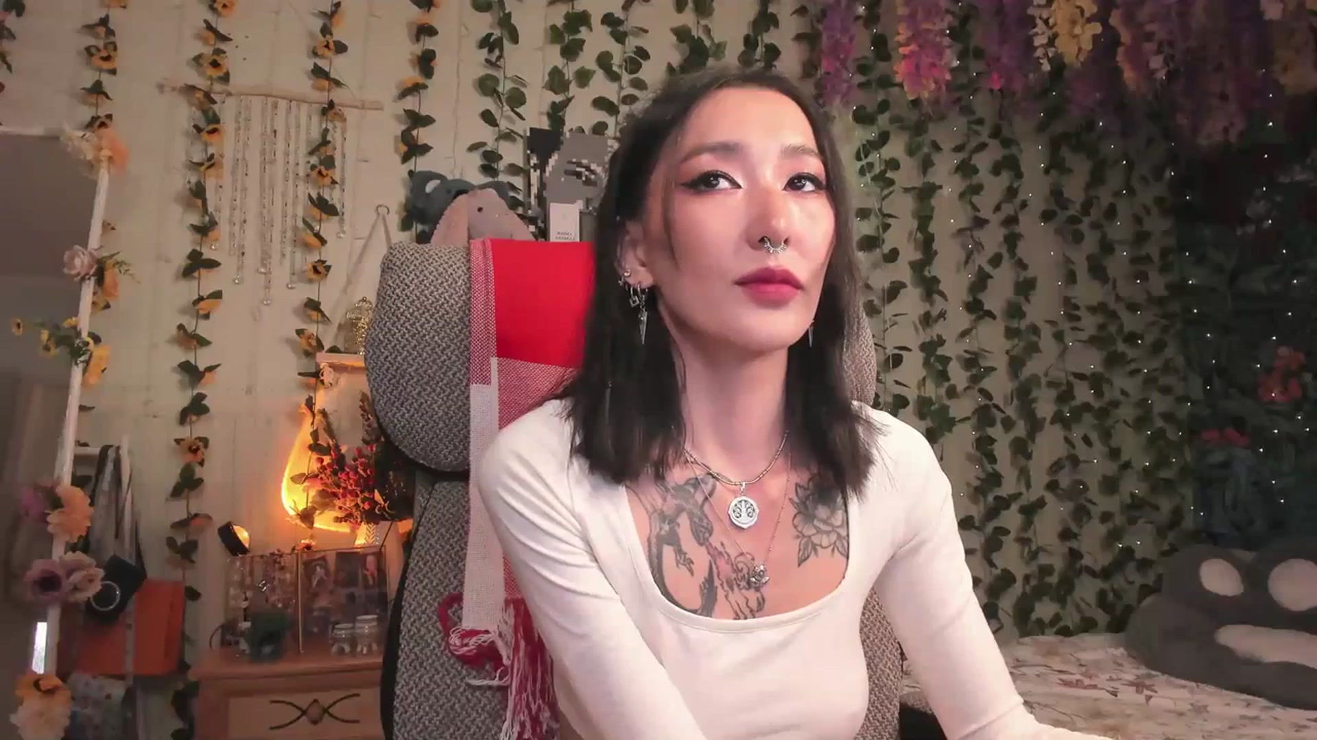 Gallery image thumbnail from KellyAsian's myfreecams stream on, 07/11/2023, 08:51 image 3 of 20