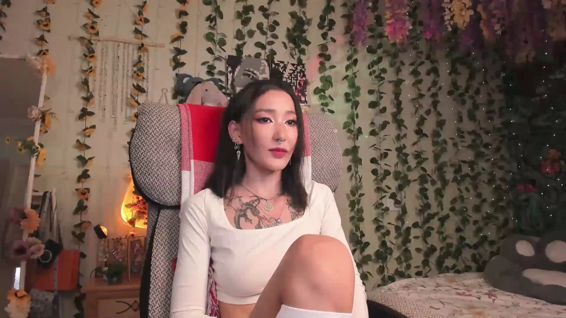 Gallery image thumbnail from KellyAsian's myfreecams stream on, 07/11/2023, 08:51 image 19 of 20