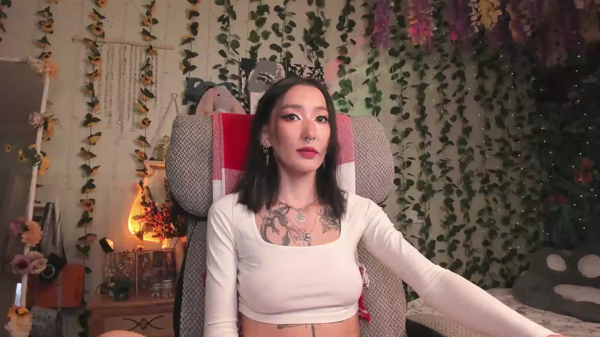 Gallery image thumbnail from KellyAsian's myfreecams stream on, 07/11/2023, 08:51 image 2 of 20