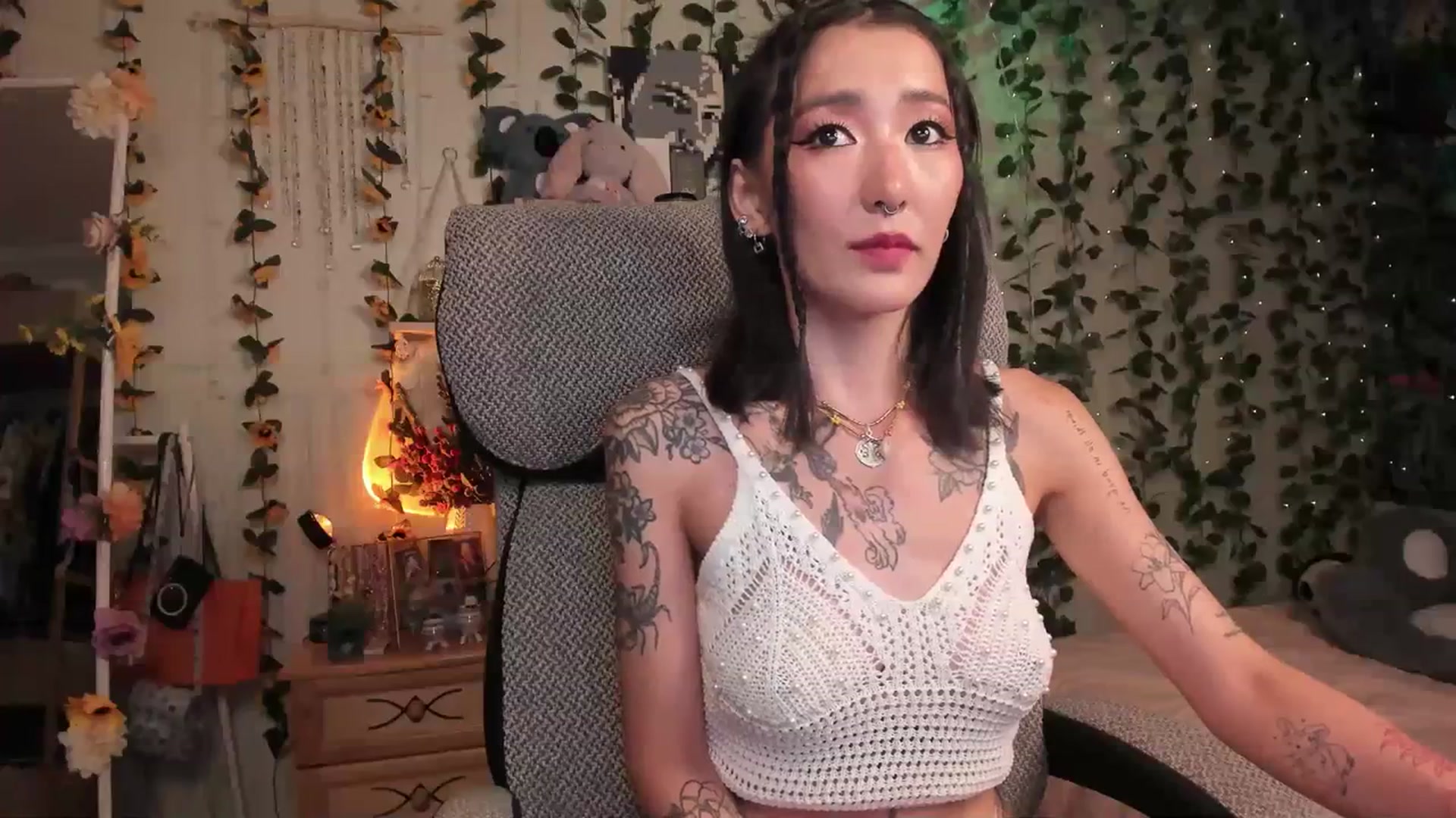 Gallery image thumbnail from KellyAsian's myfreecams stream on, 07/18/2023, 08:58 image 20 of 20