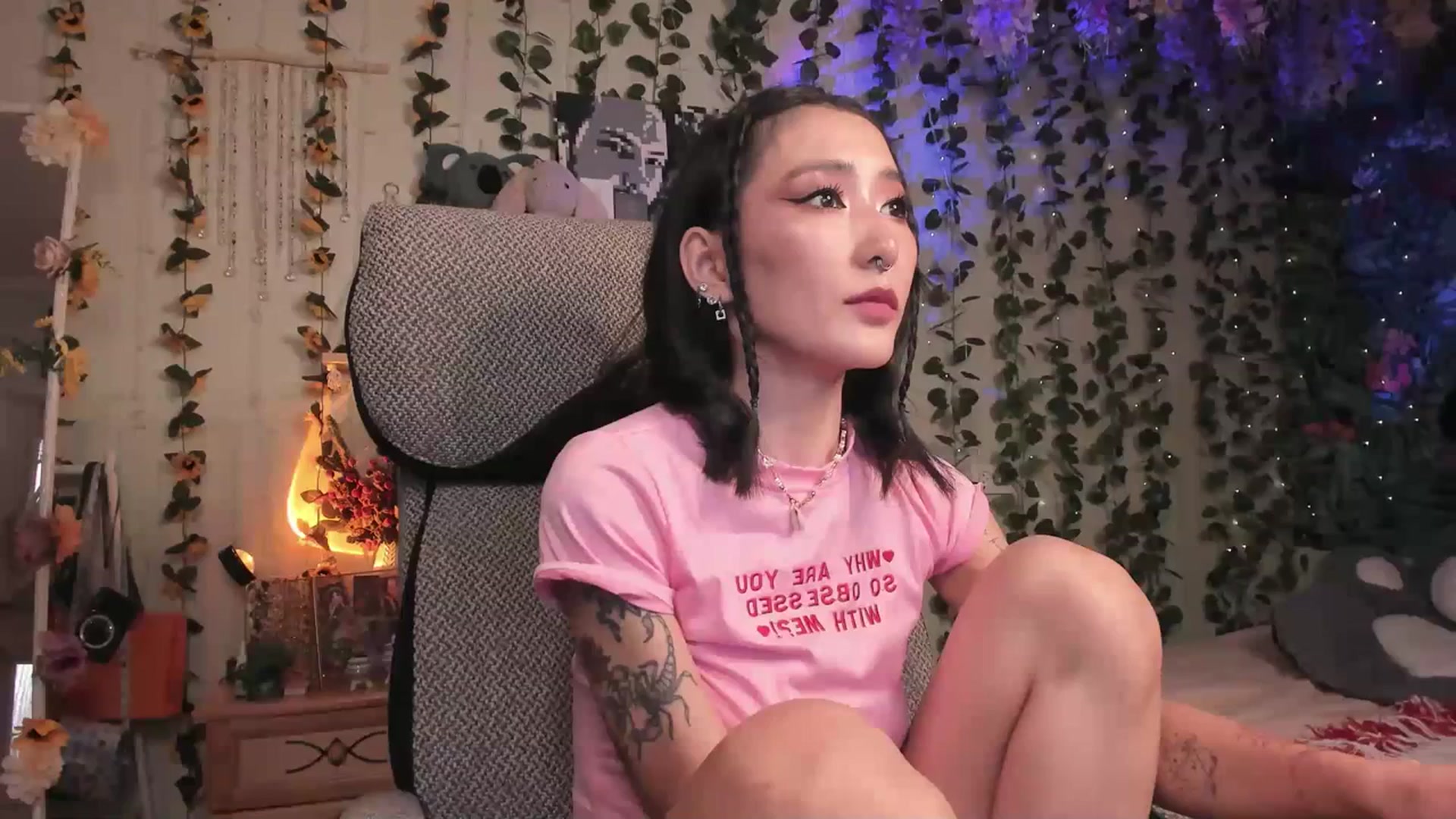Gallery image thumbnail from KellyAsian's myfreecams stream on, 07/20/2023, 08:11 image 20 of 20