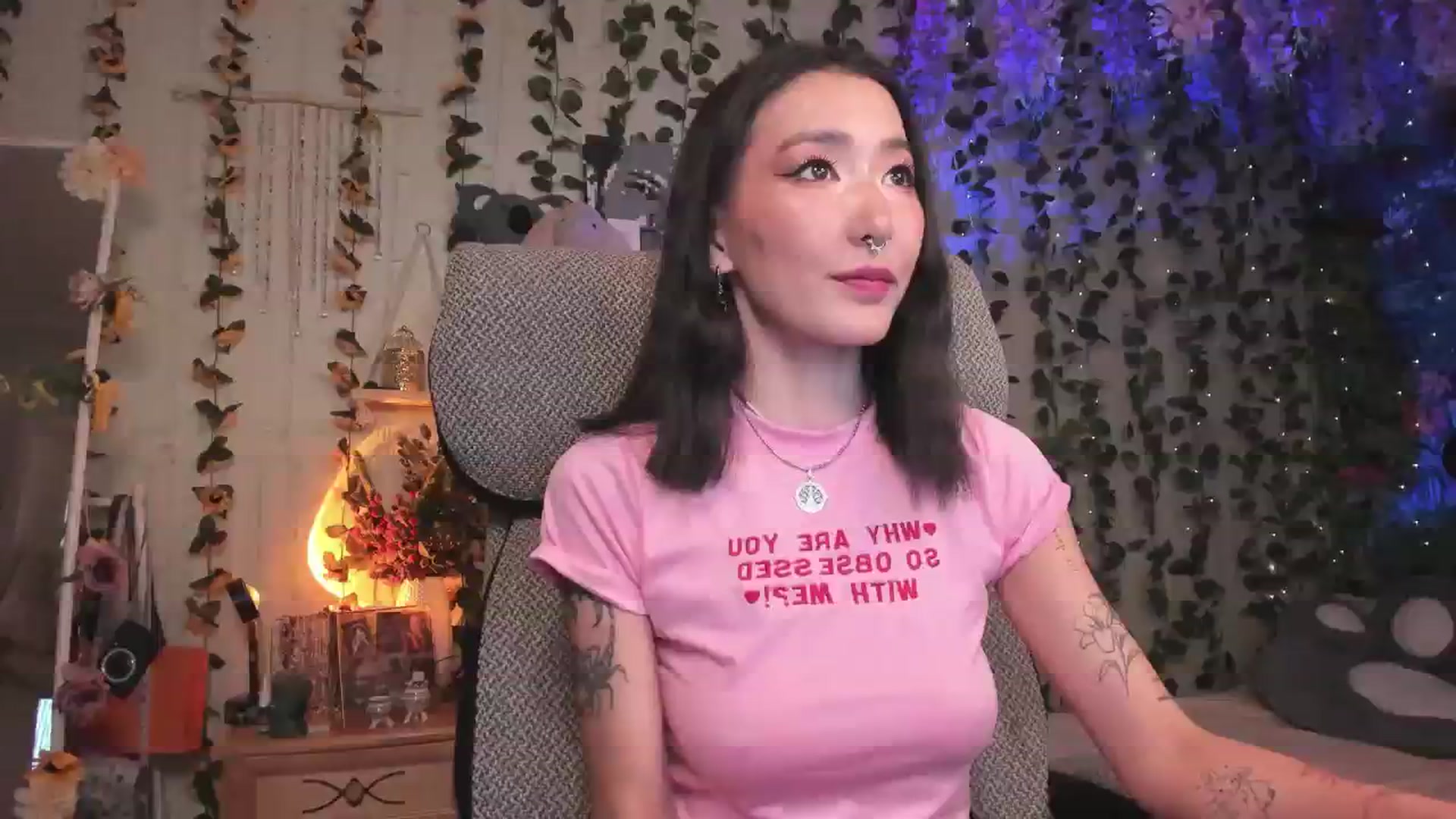 Gallery image thumbnail from KellyAsian's myfreecams stream on, 07/23/2023, 12:17 image 15 of 20