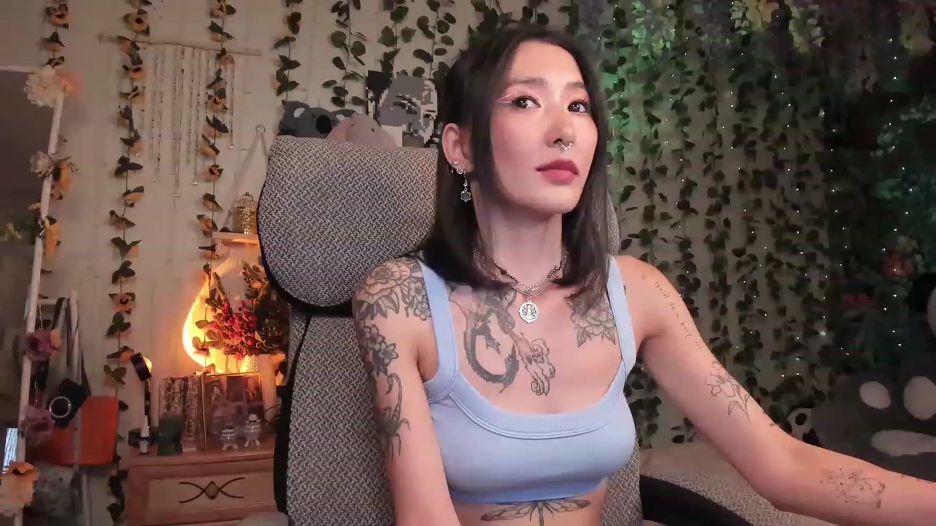 Gallery image thumbnail from KellyAsian's myfreecams stream on, 07/26/2023, 08:00 image 14 of 20
