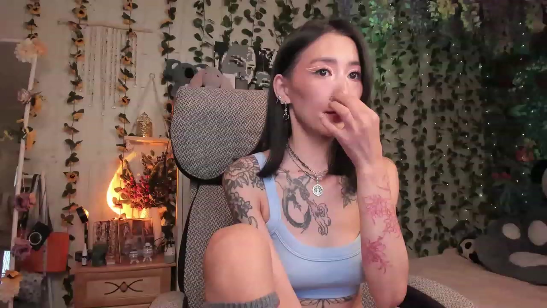 Gallery image thumbnail from KellyAsian's myfreecams stream on, 07/26/2023, 08:00 image 11 of 20