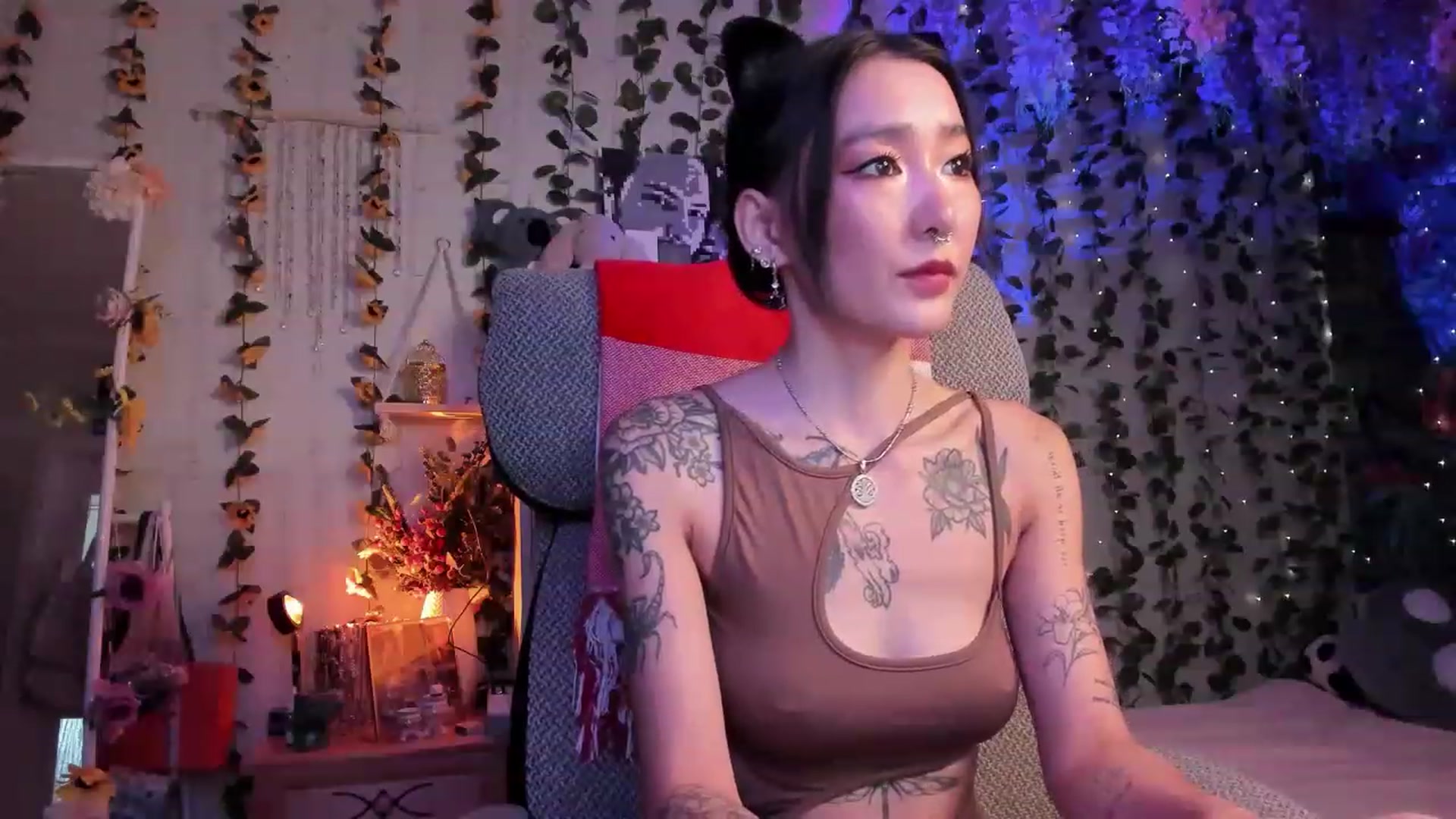 Gallery image thumbnail from KellyAsian's myfreecams stream on, 07/31/2023, 12:48 image 6 of 20