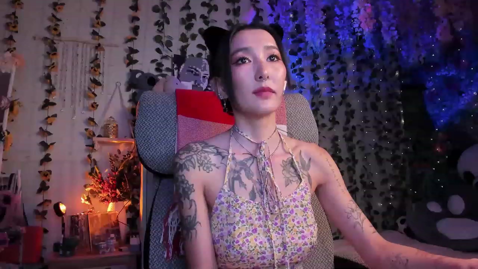 Gallery image thumbnail from KellyAsian's myfreecams stream on, 07/31/2023, 14:48 image 14 of 20