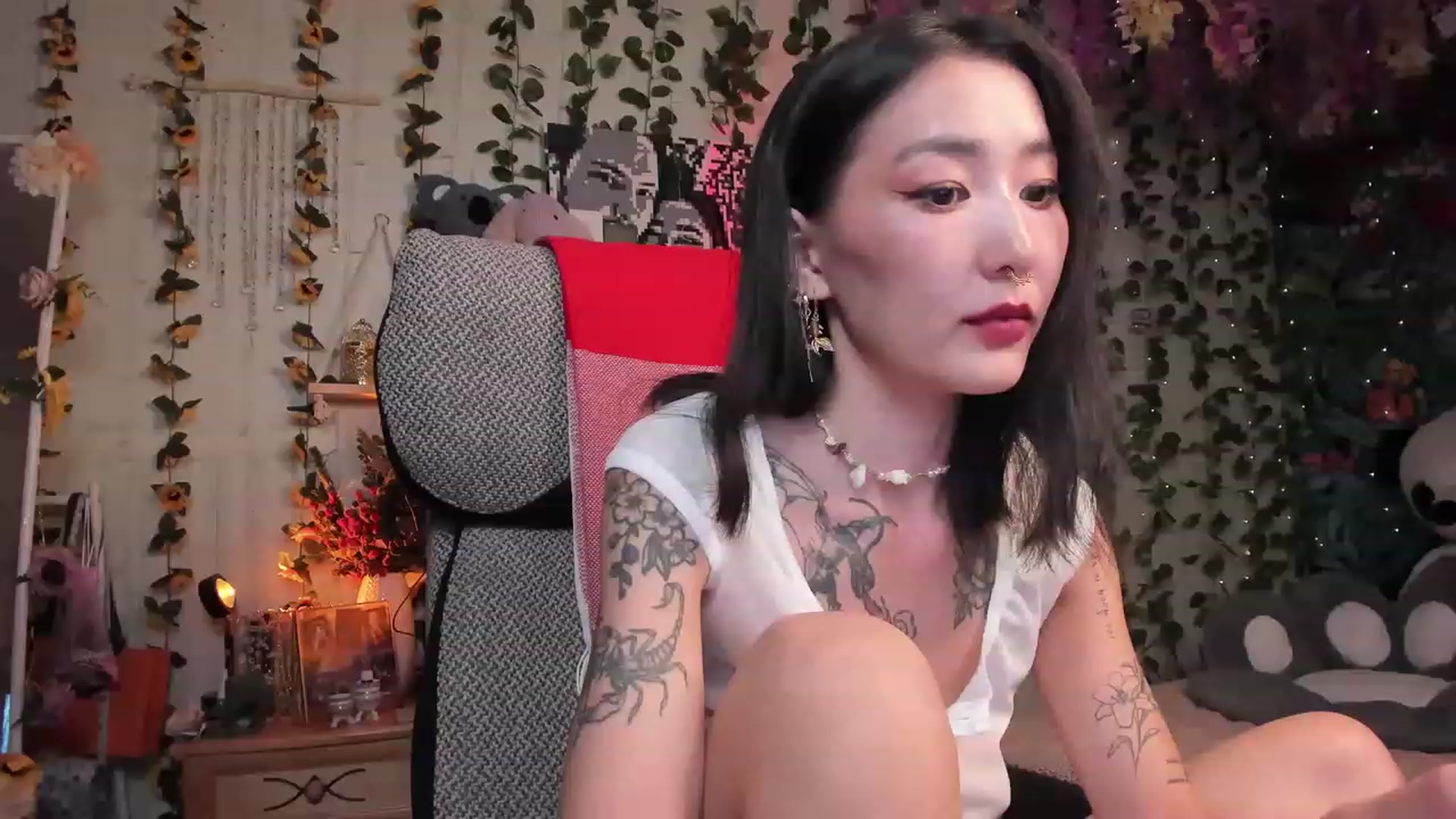Gallery image thumbnail from KellyAsian's myfreecams stream on, 08/07/2023, 15:42 image 13 of 20