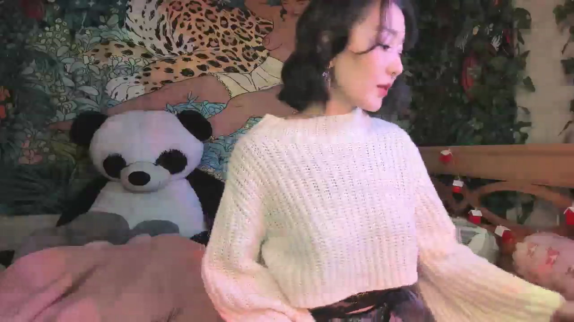 Gallery image thumbnail from KellyAsian's myfreecams stream on, 11/20/2023, 10:02 image 9 of 20