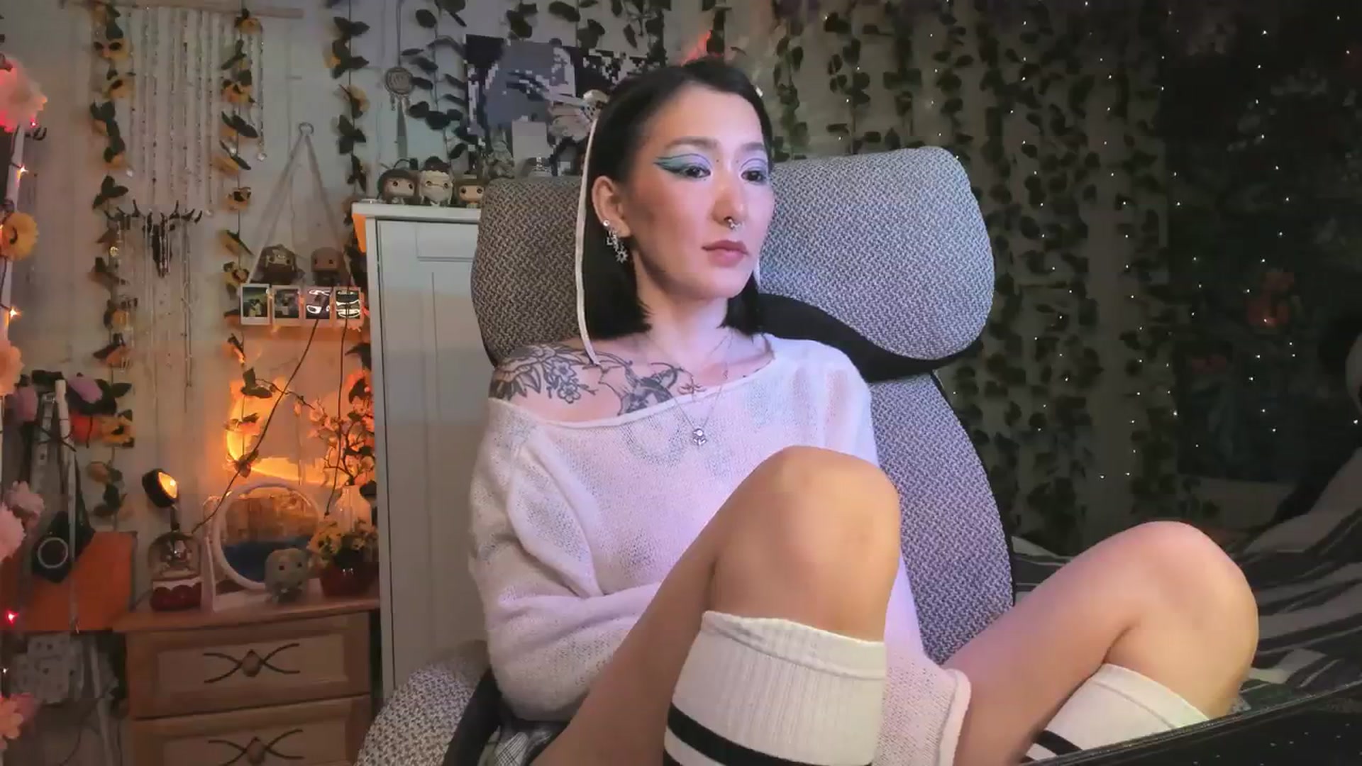 Gallery image thumbnail from KellyAsian's myfreecams stream on, 12/26/2023, 08:29 image 20 of 20