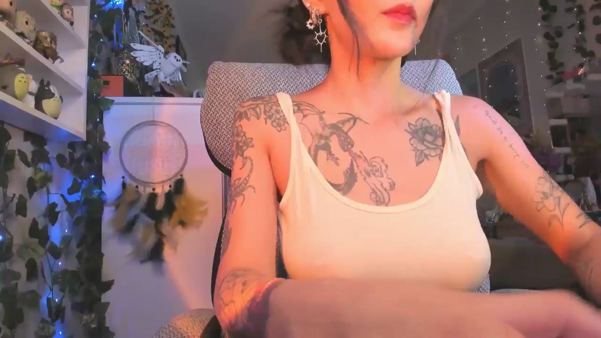 Gallery image thumbnail from KellyAsian's myfreecams stream on, 07/30/2024, 09:48 image 7 of 20