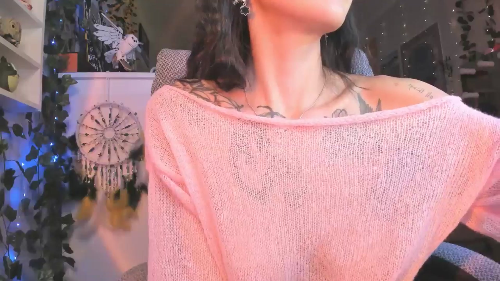 Gallery image thumbnail from KellyAsian's myfreecams stream on, 08/13/2024, 09:10 image 20 of 20