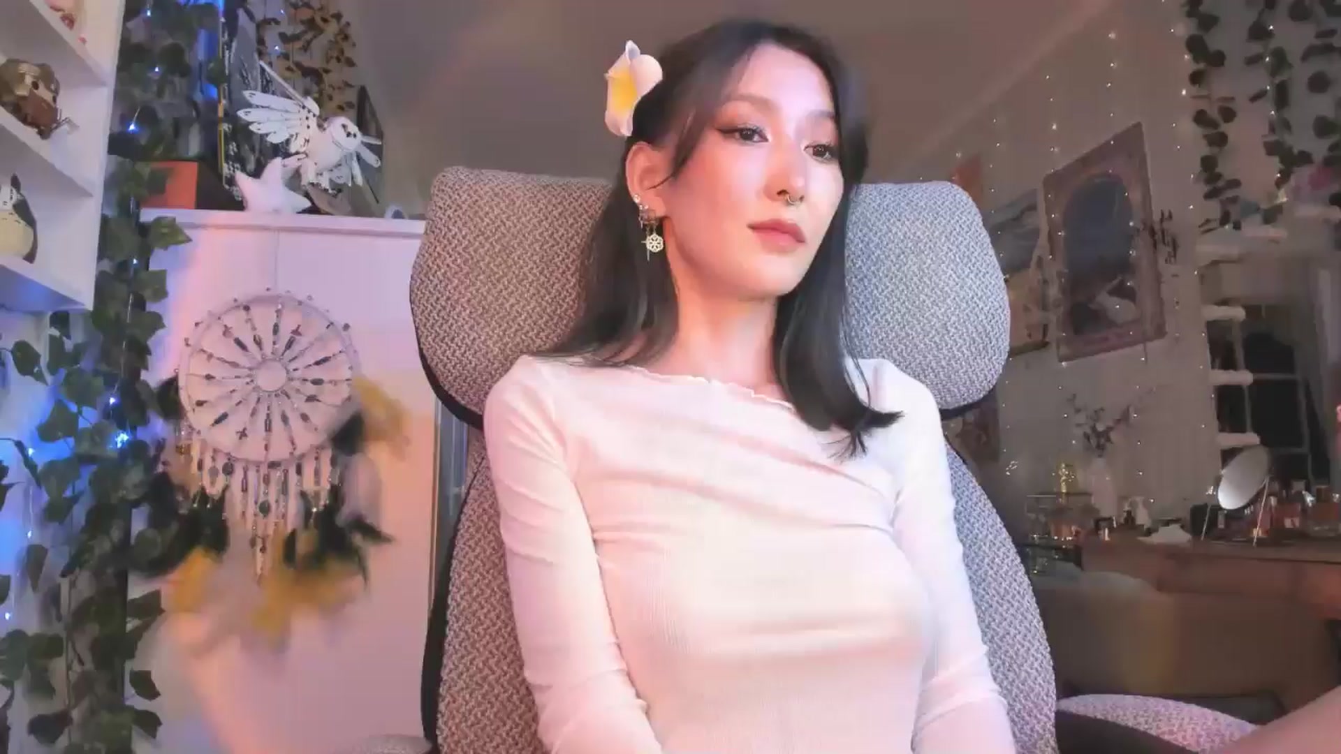 Gallery image thumbnail from KellyAsian's myfreecams stream on, 08/26/2024, 07:46 image 8 of 20