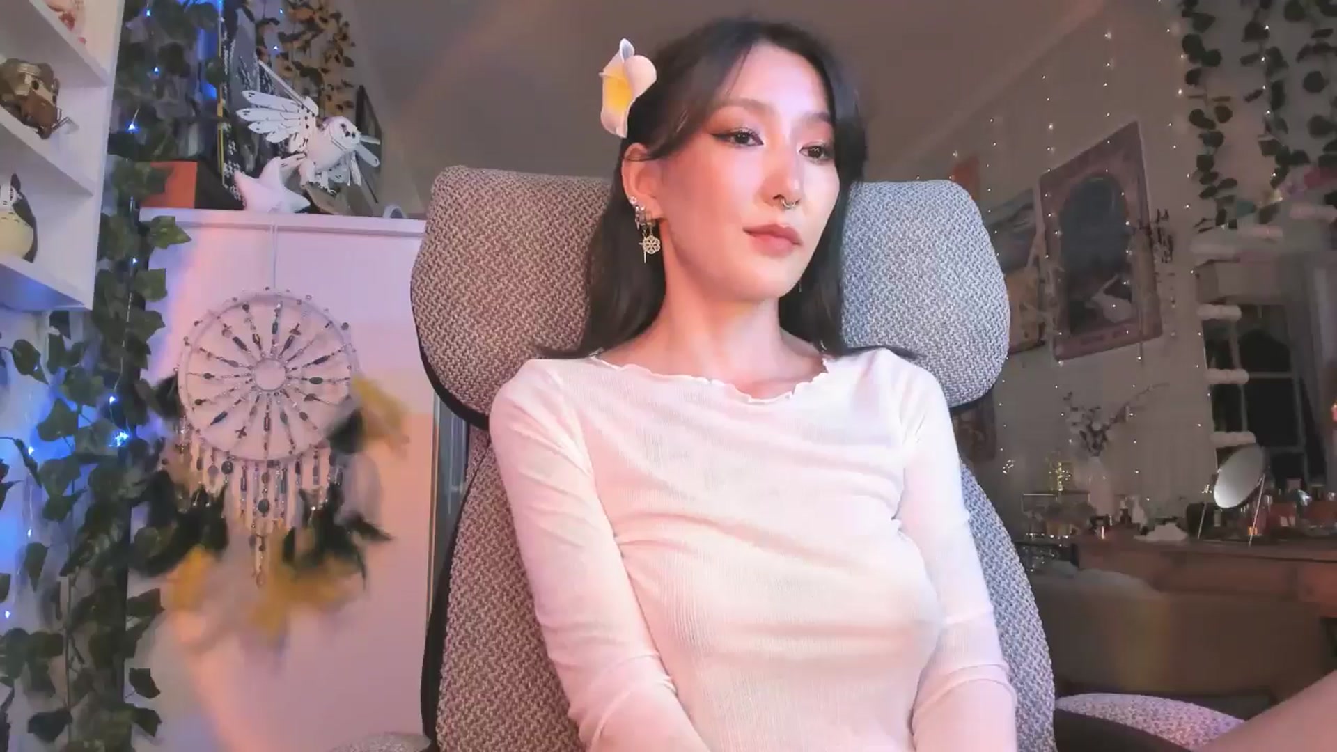 Gallery image thumbnail from KellyAsian's myfreecams stream on, 08/26/2024, 07:46 image 5 of 20
