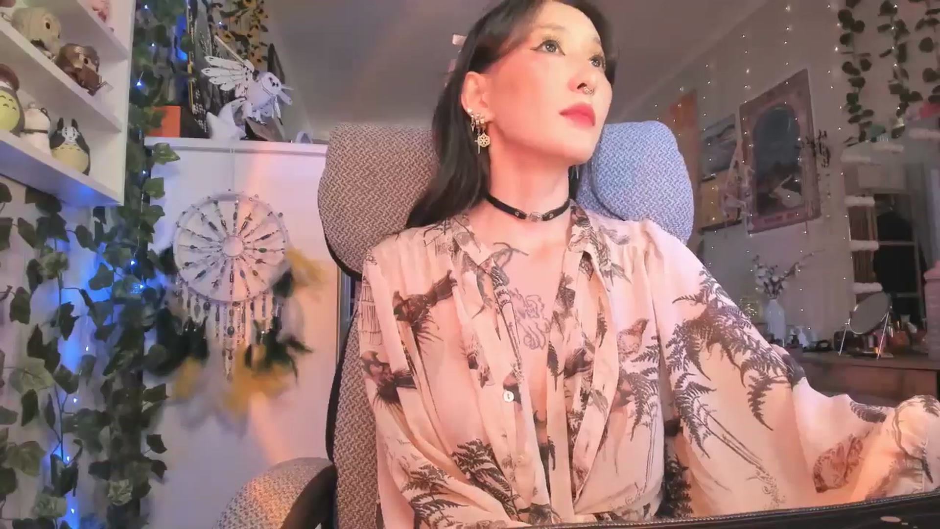 Gallery image thumbnail from KellyAsian's myfreecams stream on, 08/29/2024, 07:19 image 18 of 20