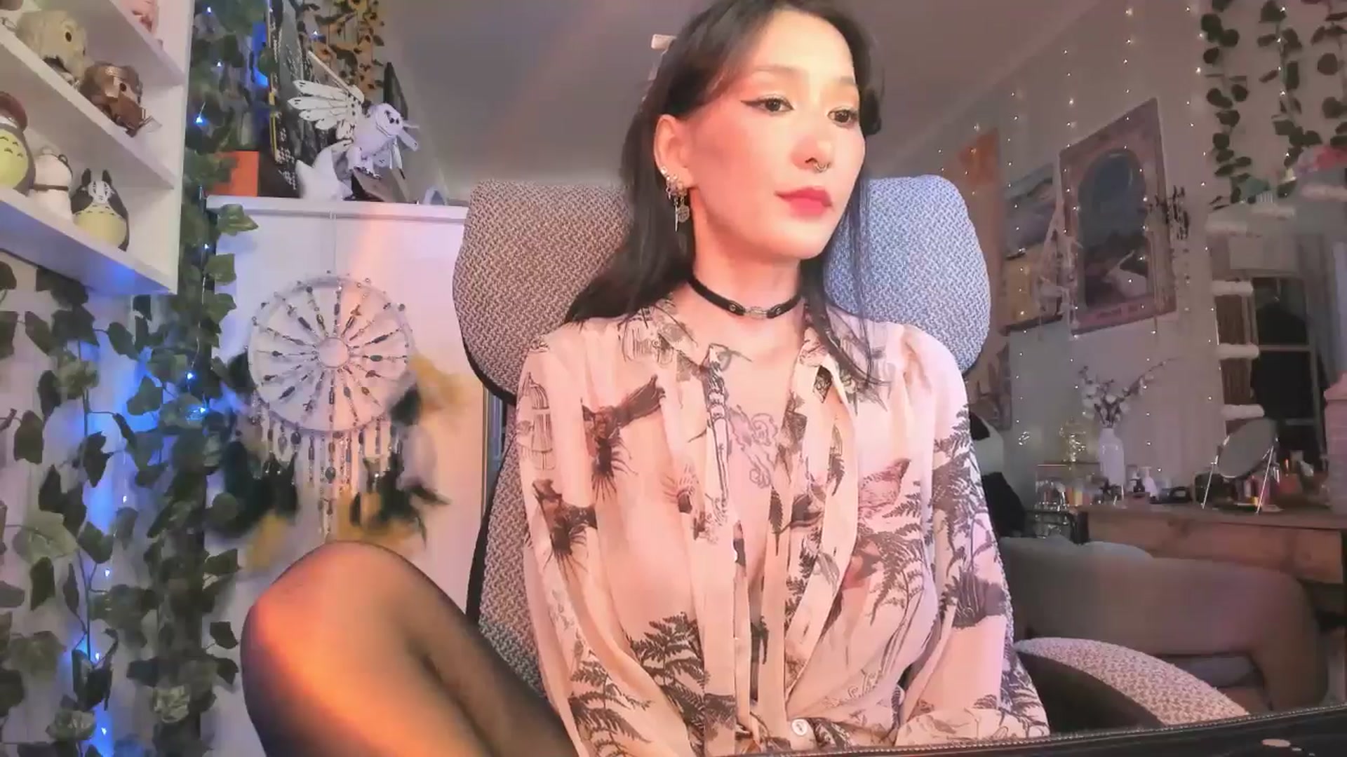 Gallery image thumbnail from KellyAsian's myfreecams stream on, 08/29/2024, 07:19 image 8 of 20