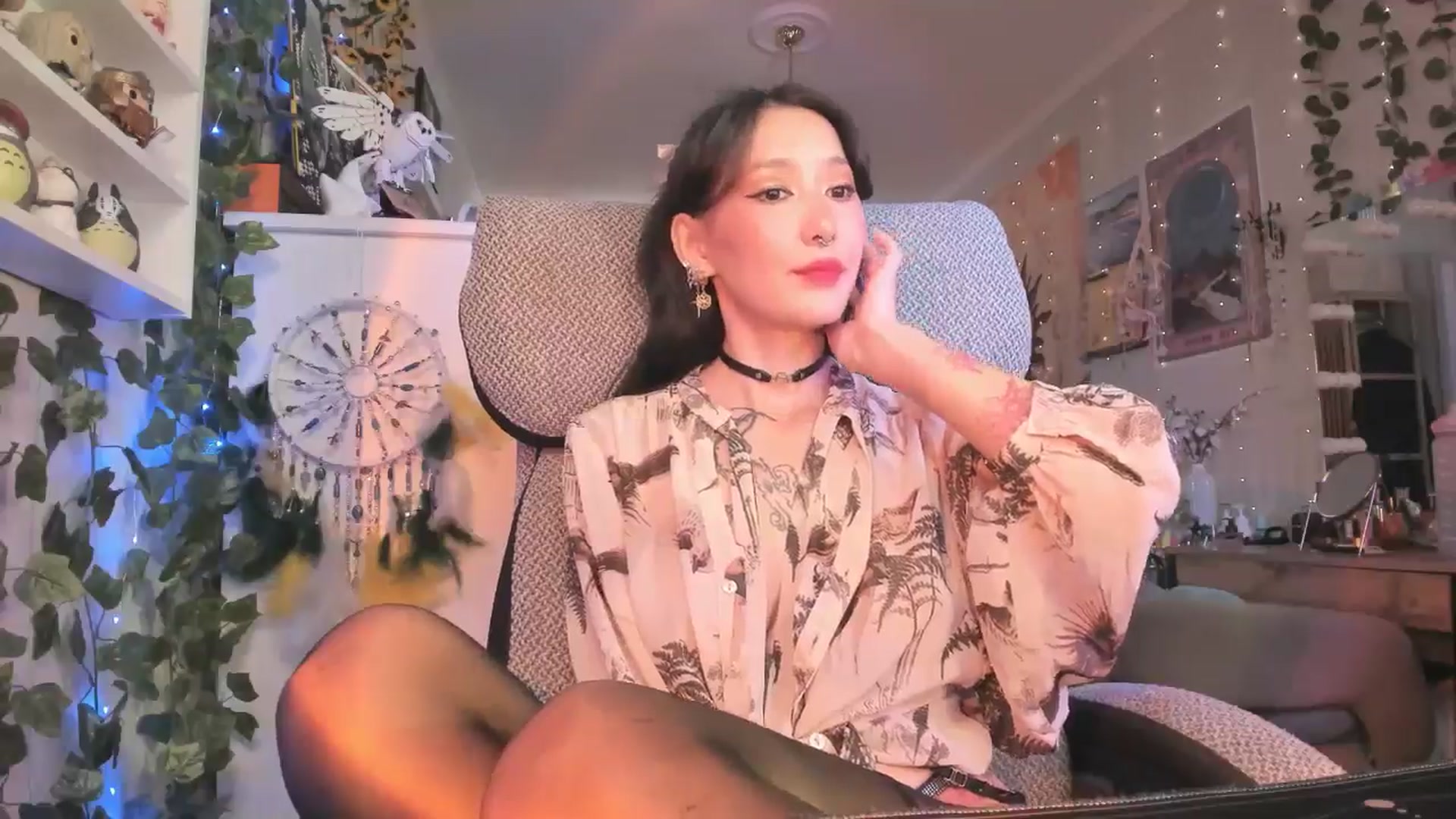 Gallery image thumbnail from KellyAsian's myfreecams stream on, 08/29/2024, 07:19 image 13 of 20