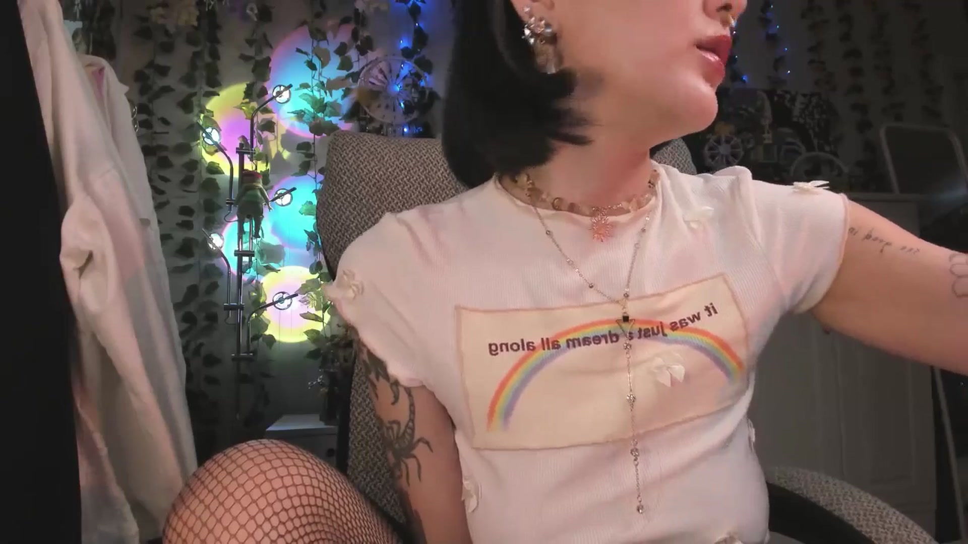 Gallery image thumbnail from KellyAsian's myfreecams stream on, 01/07/2025, 08:34 image 9 of 20