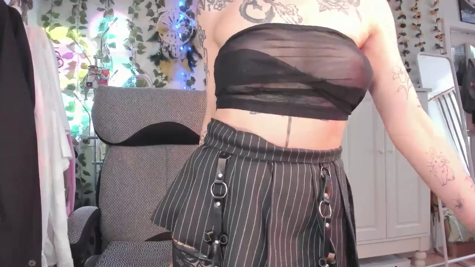 Gallery image thumbnail from KellyAsian's myfreecams stream on, 02/24/2025, 09:04 image 12 of 20
