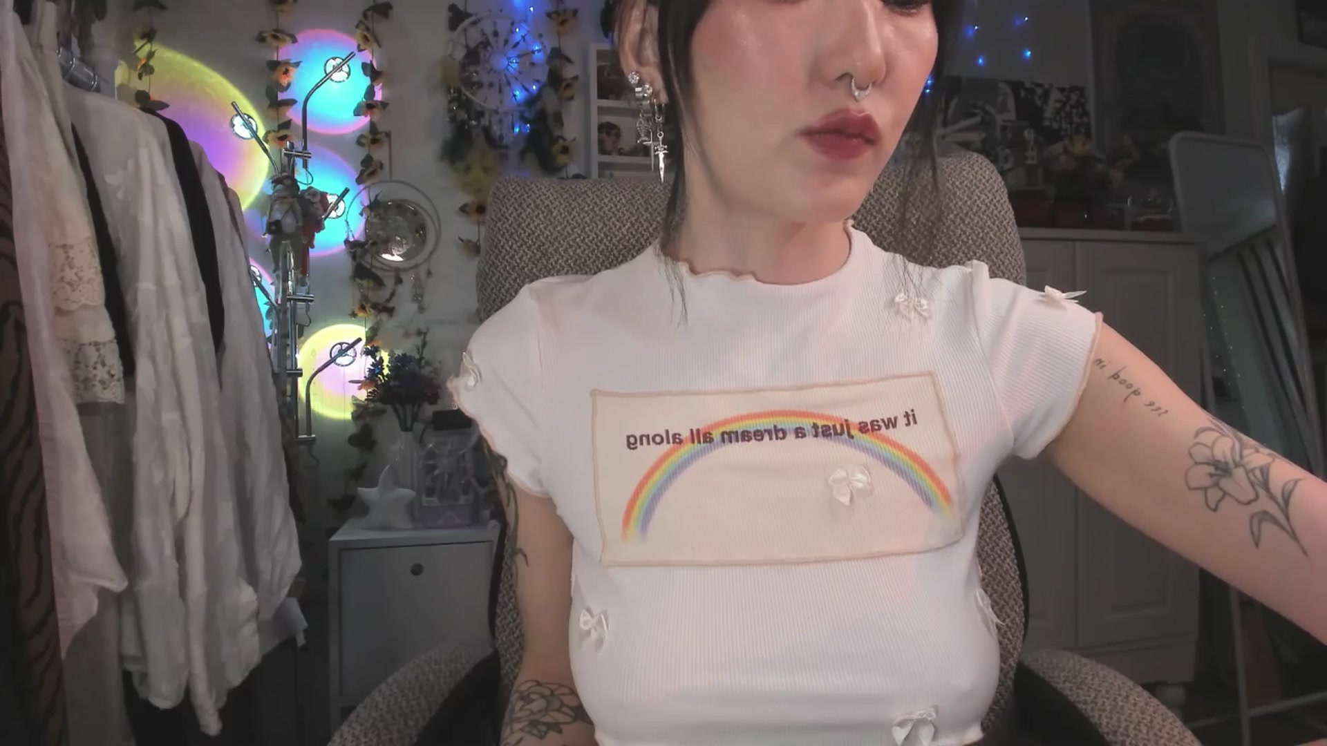 Gallery image thumbnail from KellyAsian's myfreecams stream on, 03/13/2025, 08:19 image 2 of 20
