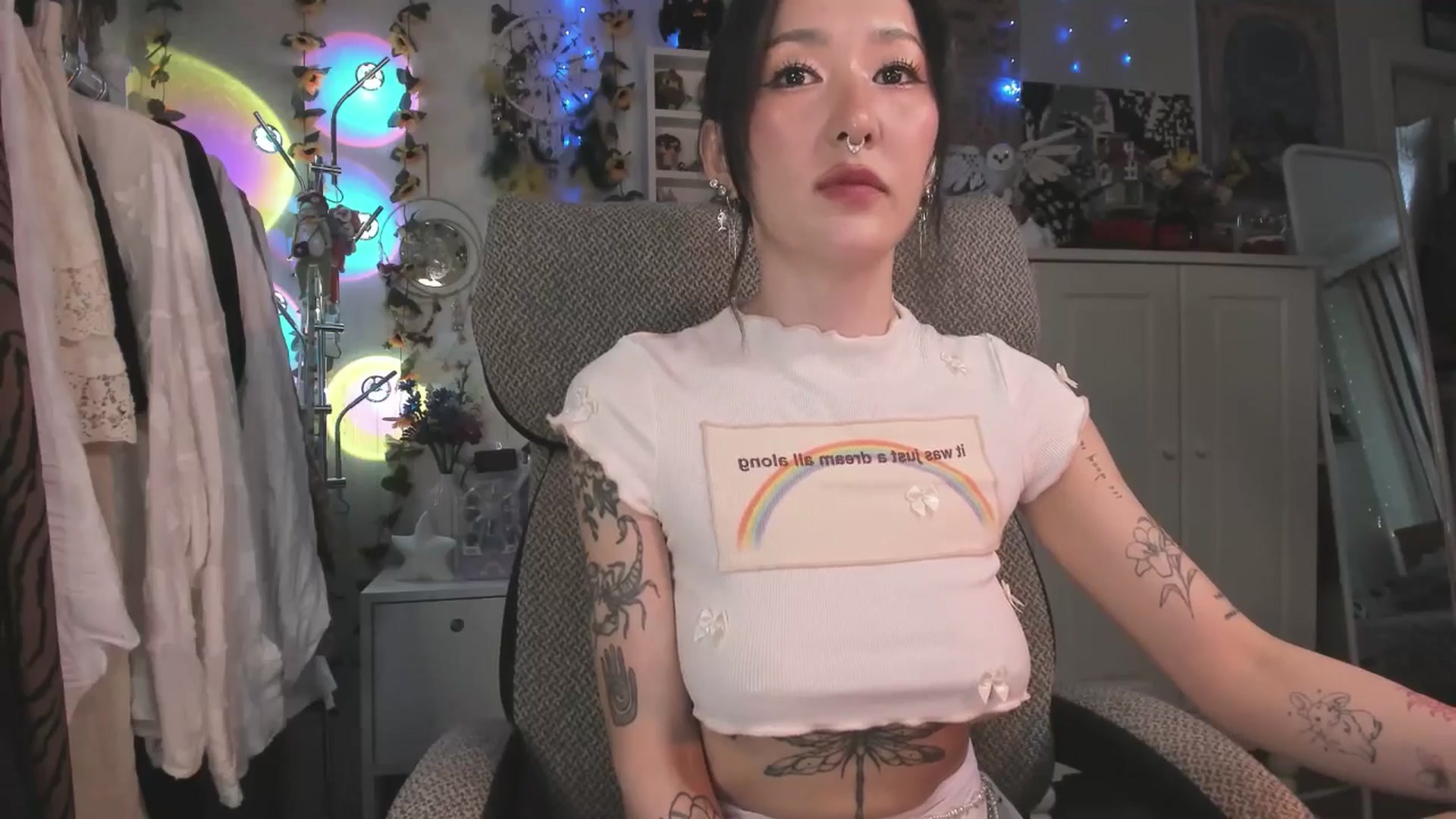 Gallery image thumbnail from KellyAsian's myfreecams stream on, 03/13/2025, 08:19 image 15 of 20