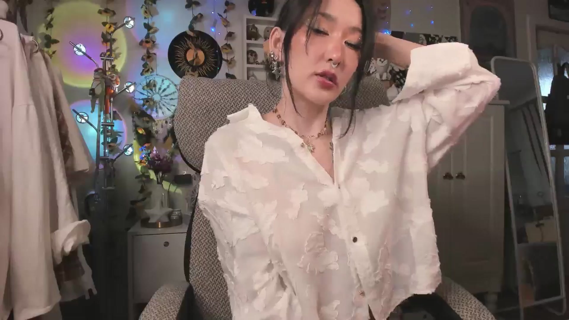 Gallery image thumbnail from KellyAsian's myfreecams stream on, 03/26/2025, 08:46 image 3 of 20