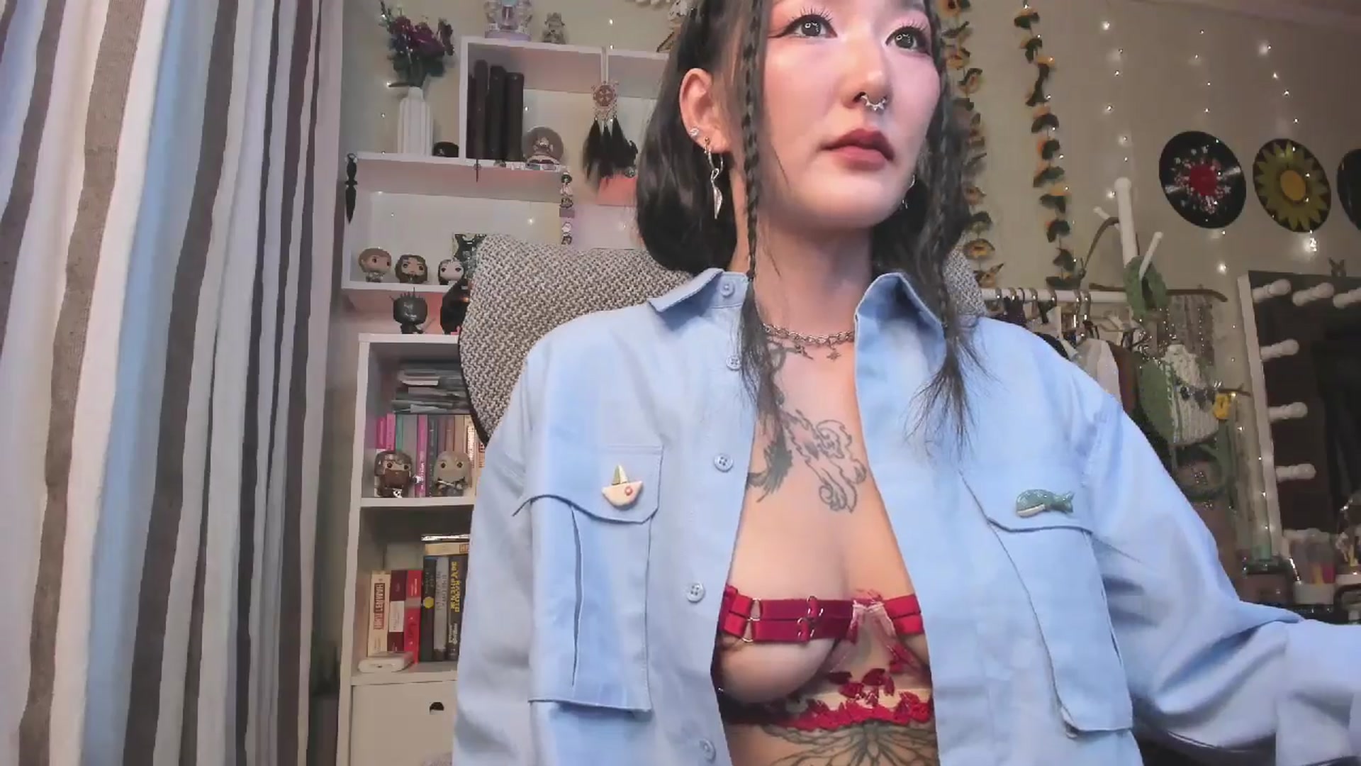 Gallery image thumbnail from KellyAsian's myfreecams stream on, 11/04/2025, 08:58 image 5 of 20
