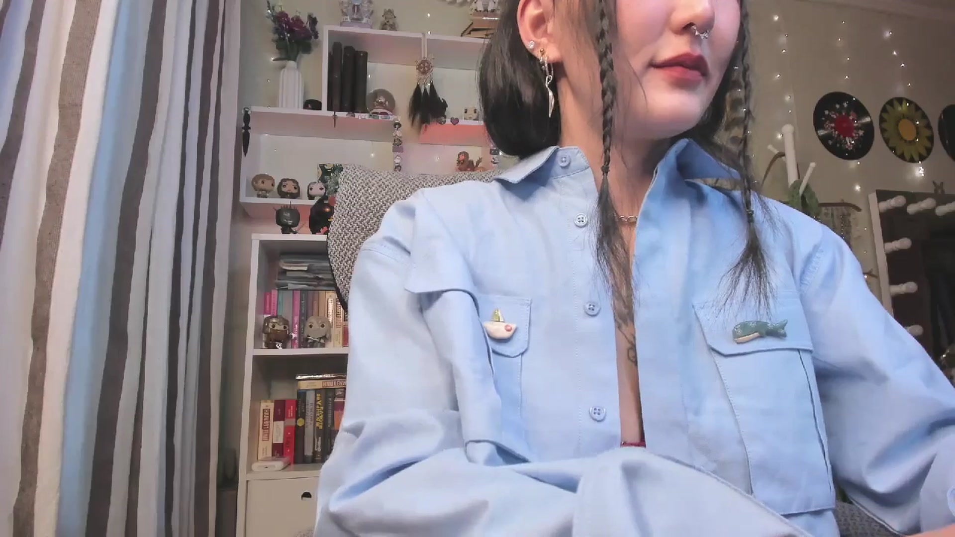Gallery image thumbnail from KellyAsian's myfreecams stream on, 11/04/2025, 08:58 image 4 of 20