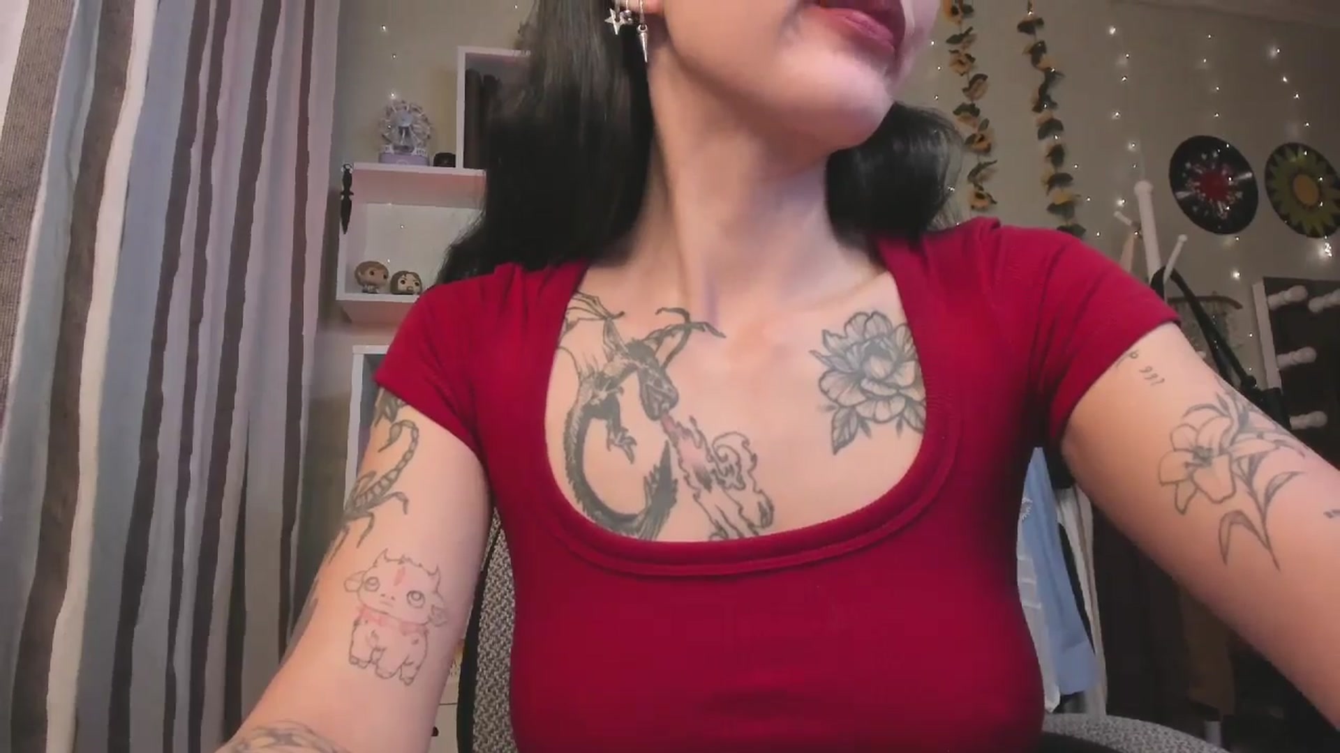 Gallery image thumbnail from KellyAsian's myfreecams stream on, 11/21/2025, 16:04 image 19 of 20