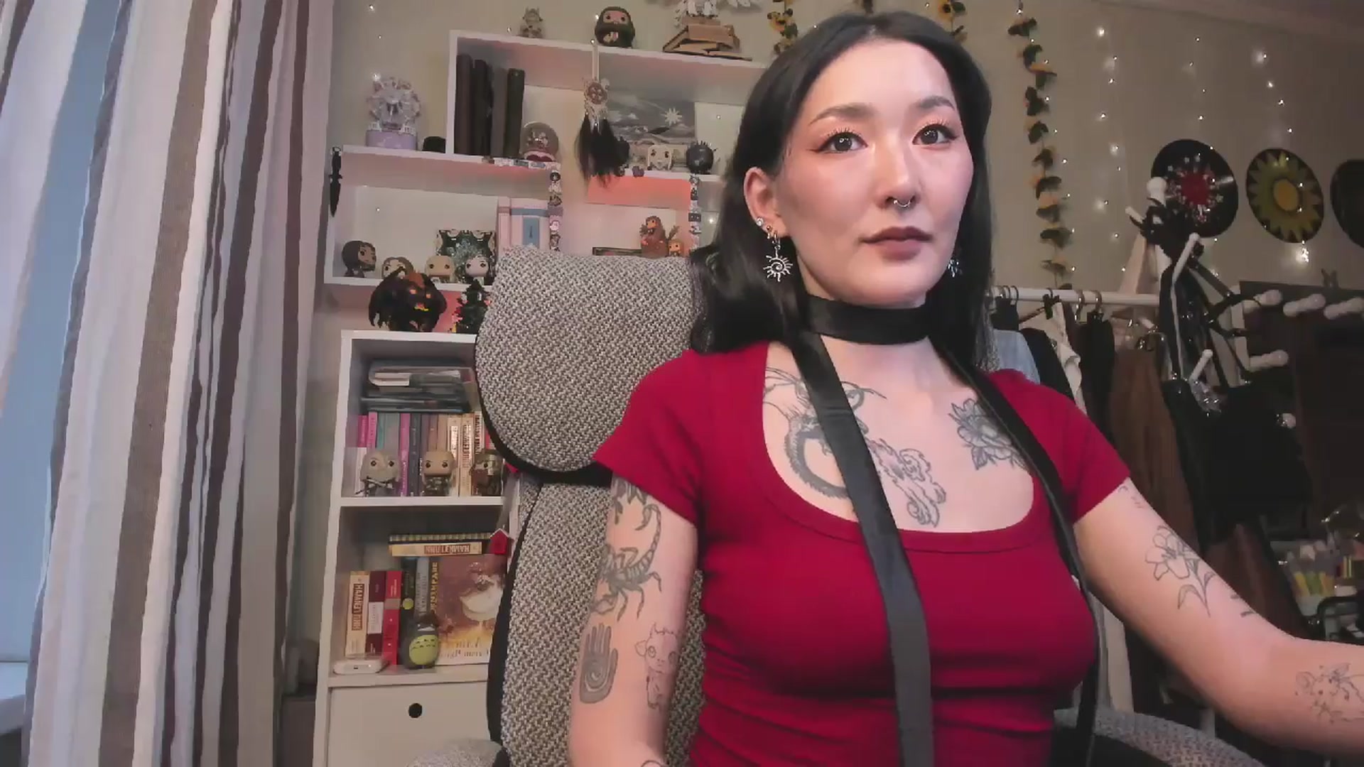 Gallery image thumbnail from KellyAsian's myfreecams stream on, 12/09/2025, 09:12 image 8 of 20