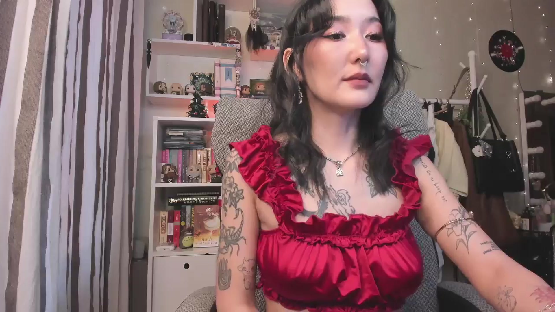 Gallery image thumbnail from KellyAsian's myfreecams stream on, 12/26/2025, 07:51 image 9 of 20