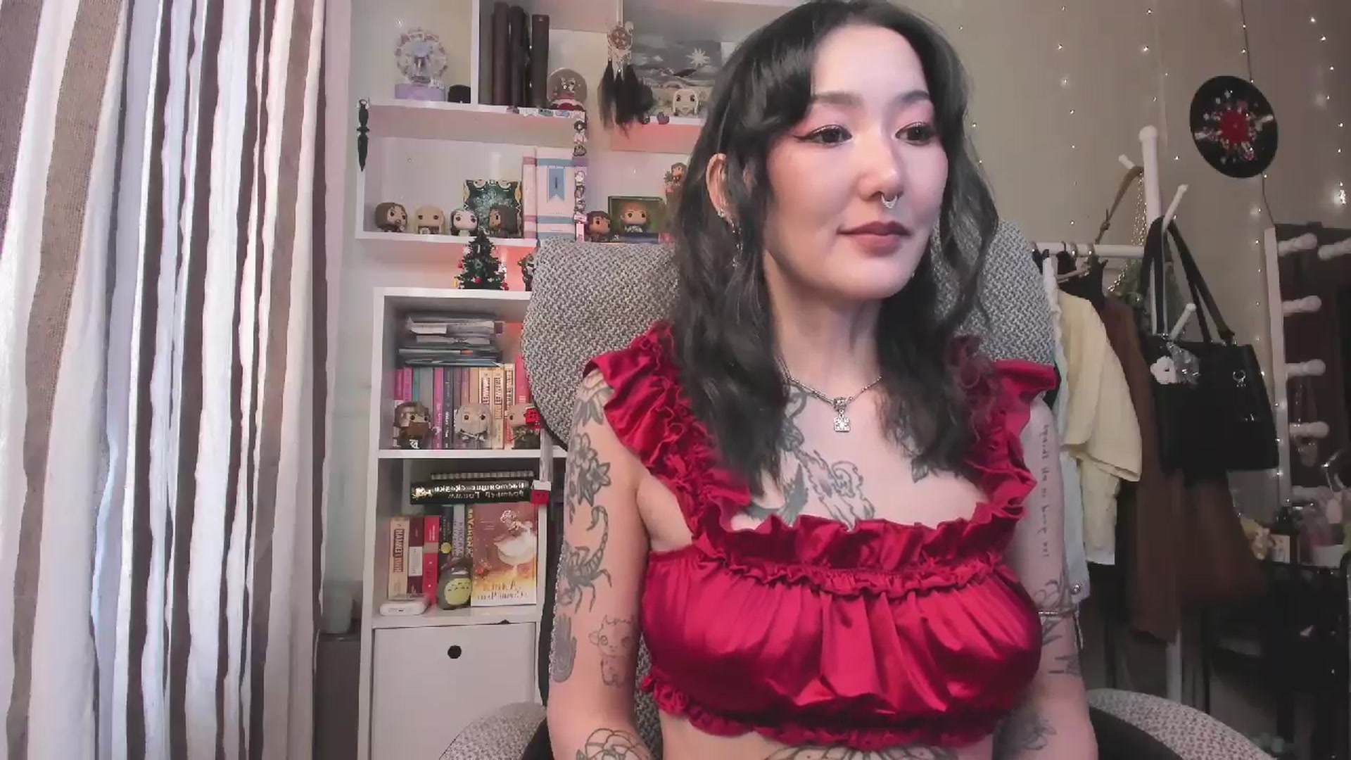 Gallery image thumbnail from KellyAsian's myfreecams stream on, 12/26/2025, 10:01 image 8 of 20