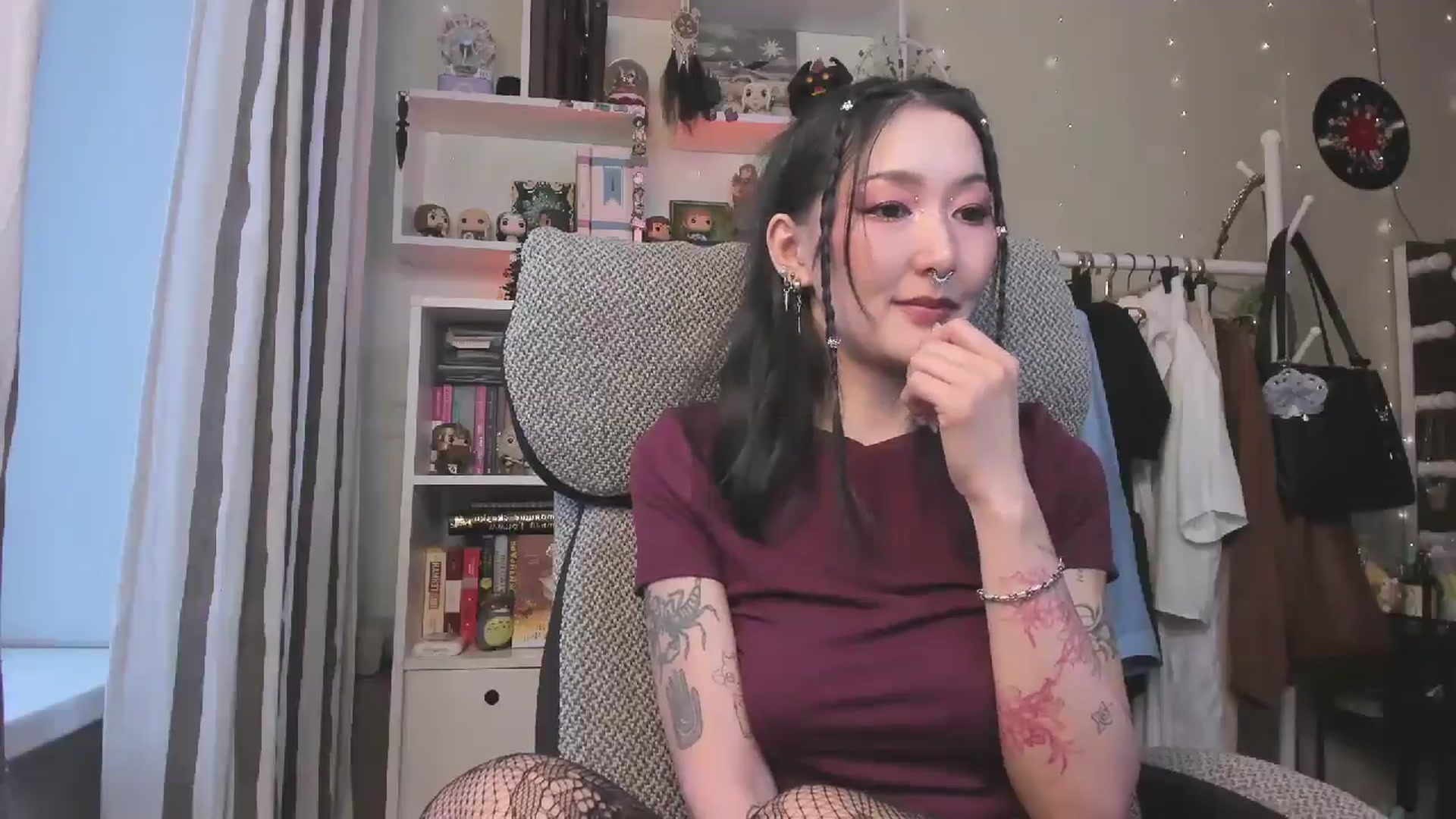 Gallery image thumbnail from KellyAsian's myfreecams stream on, 12/30/2025, 09:10 image 20 of 20