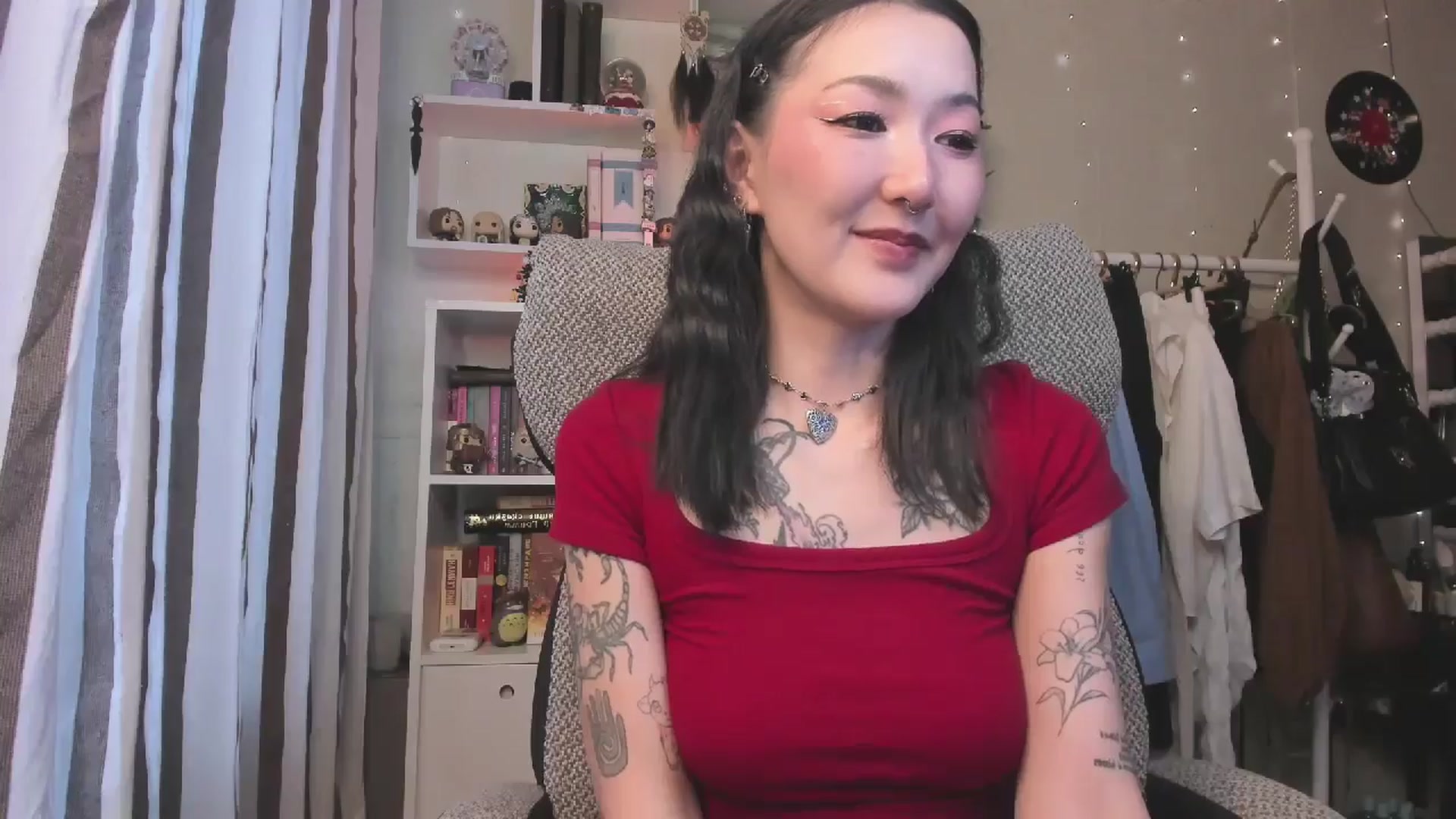 Gallery image thumbnail from KellyAsian's myfreecams stream on, 01/09/2026, 09:26 image 13 of 20