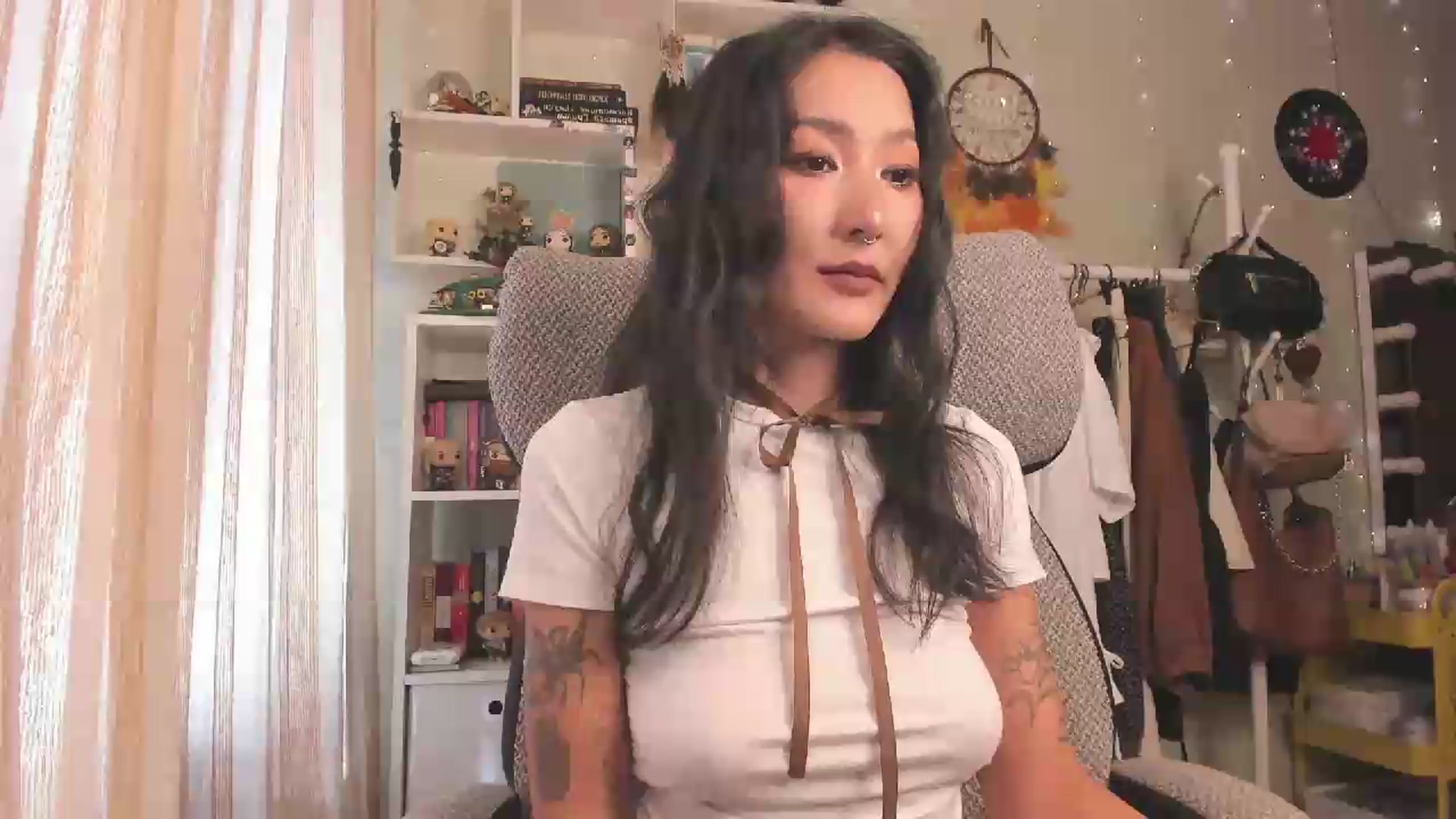 Gallery image thumbnail from KellyAsian's myfreecams stream on, 07/20/2026, 08:14 image 7 of 20