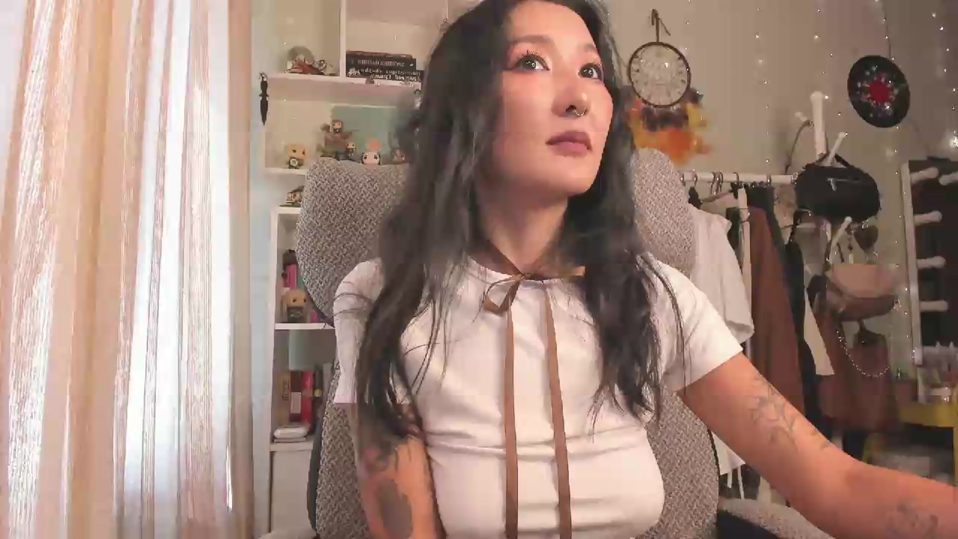 Gallery image thumbnail from KellyAsian's myfreecams stream on, 07/20/2026, 08:14 image 2 of 20