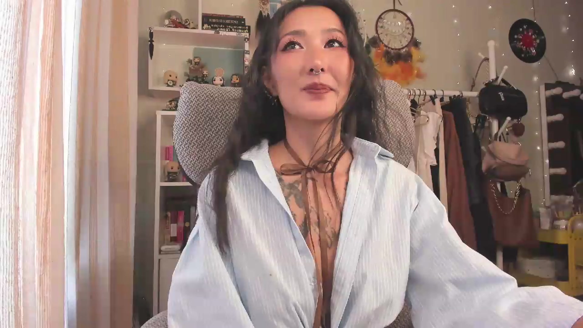 Gallery image thumbnail from KellyAsian's myfreecams stream on, 07/27/2026, 08:51 image 11 of 20