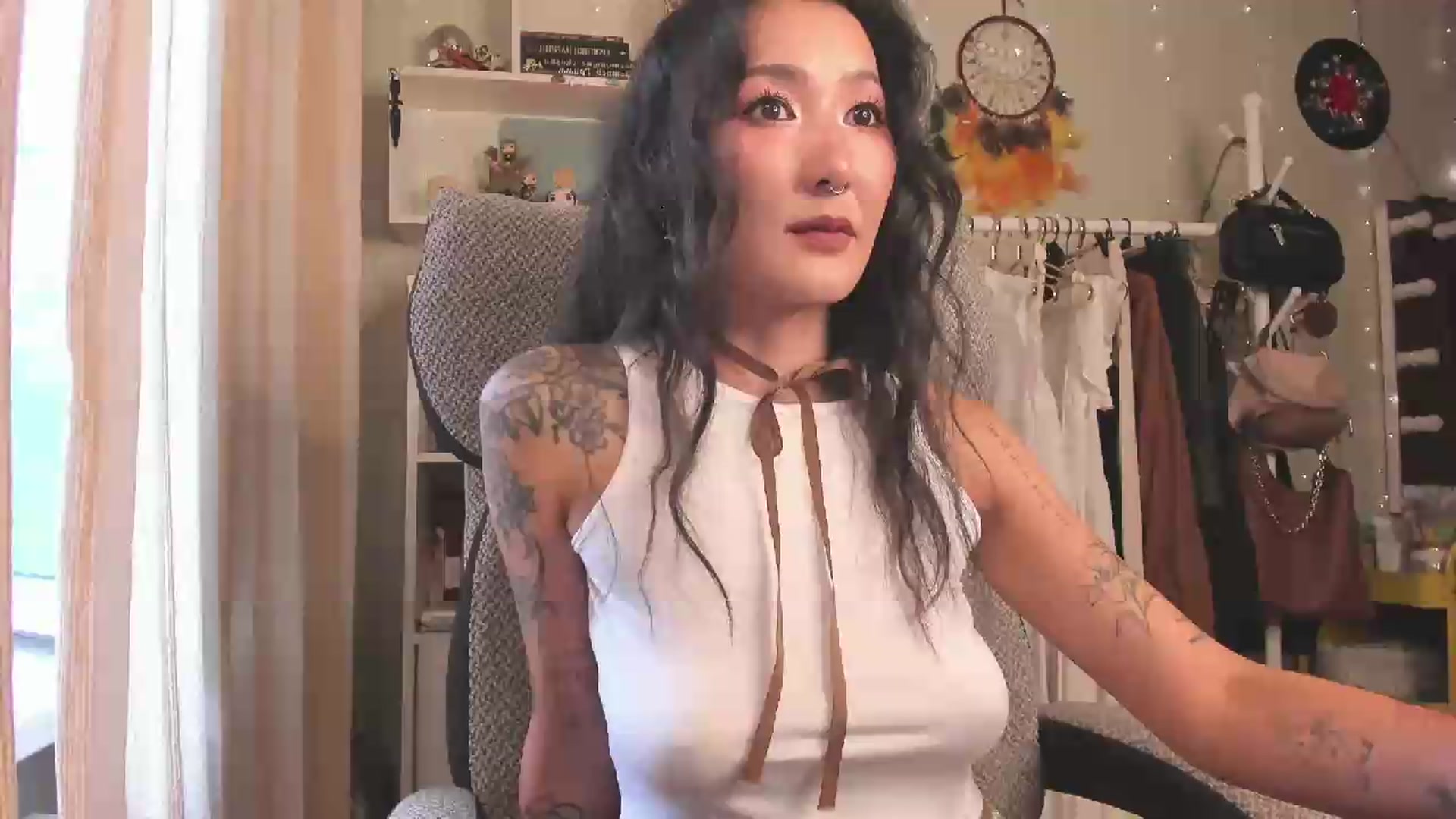Gallery image thumbnail from KellyAsian's myfreecams stream on, 07/27/2026, 09:49 image 18 of 20