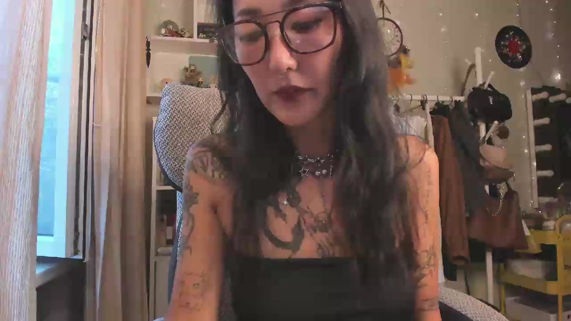 Gallery image thumbnail from KellyAsian's myfreecams stream on, 07/31/2026, 15:56 image 2 of 20