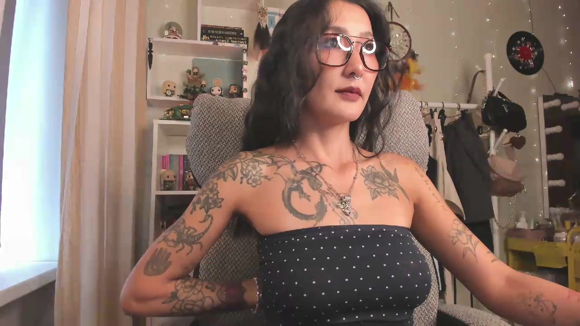 Gallery image thumbnail from KellyAsian's myfreecams stream on, 08/04/2026, 09:12 image 19 of 20