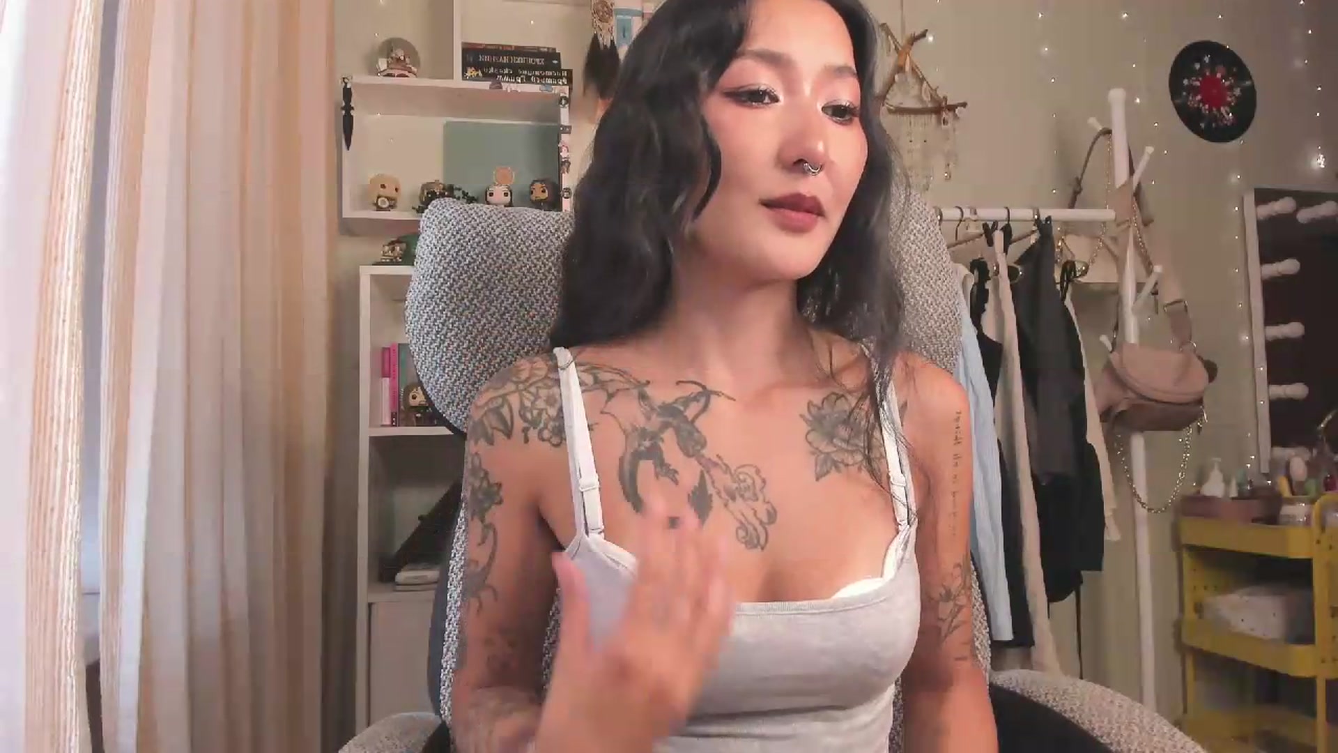 Gallery image thumbnail from KellyAsian's myfreecams stream on, 08/11/2026, 07:35 image 20 of 20