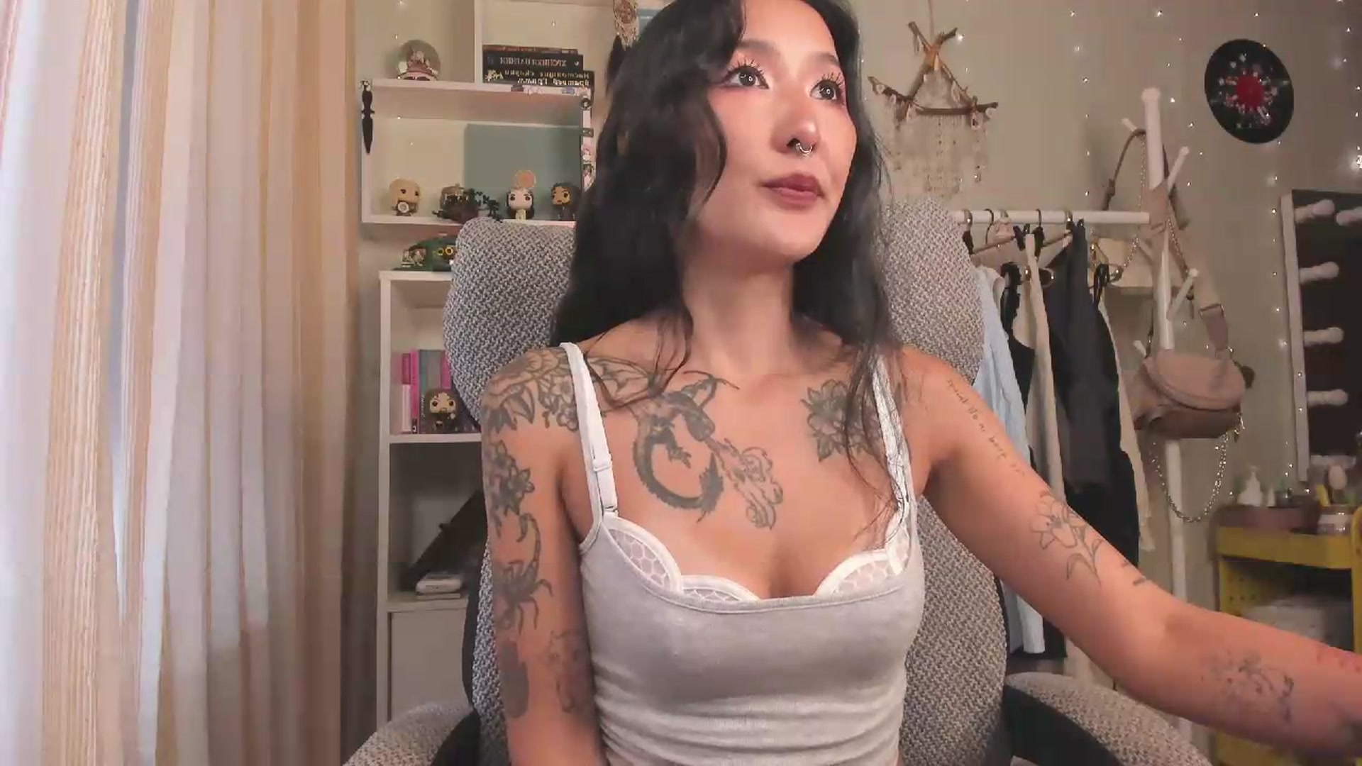Gallery image thumbnail from KellyAsian's myfreecams stream on, 08/11/2026, 09:01 image 20 of 20