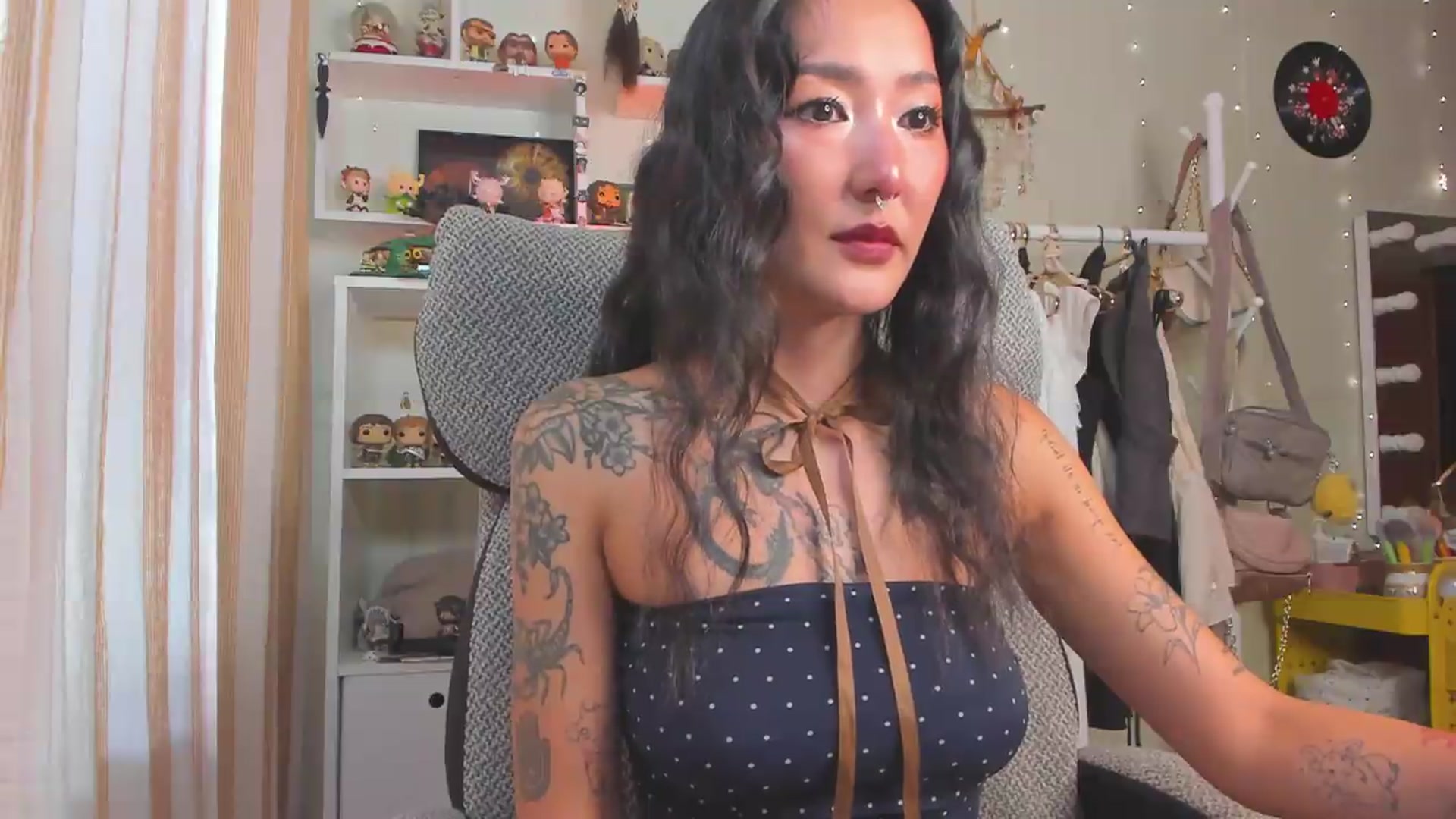 Gallery image thumbnail from KellyAsian's myfreecams stream on, 08/18/2026, 08:33 image 5 of 20