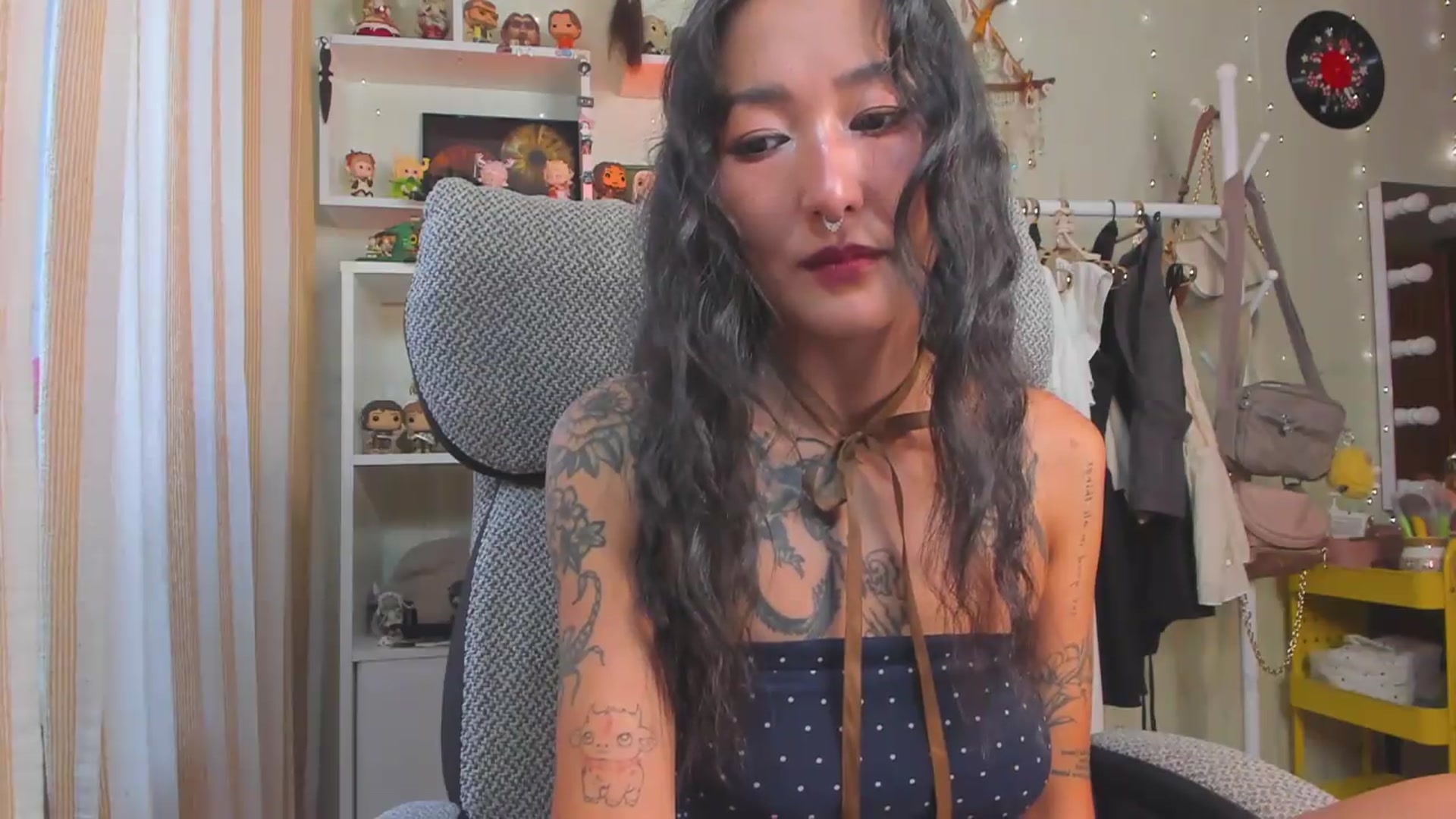 Gallery image thumbnail from KellyAsian's myfreecams stream on, 08/18/2026, 09:32 image 9 of 20