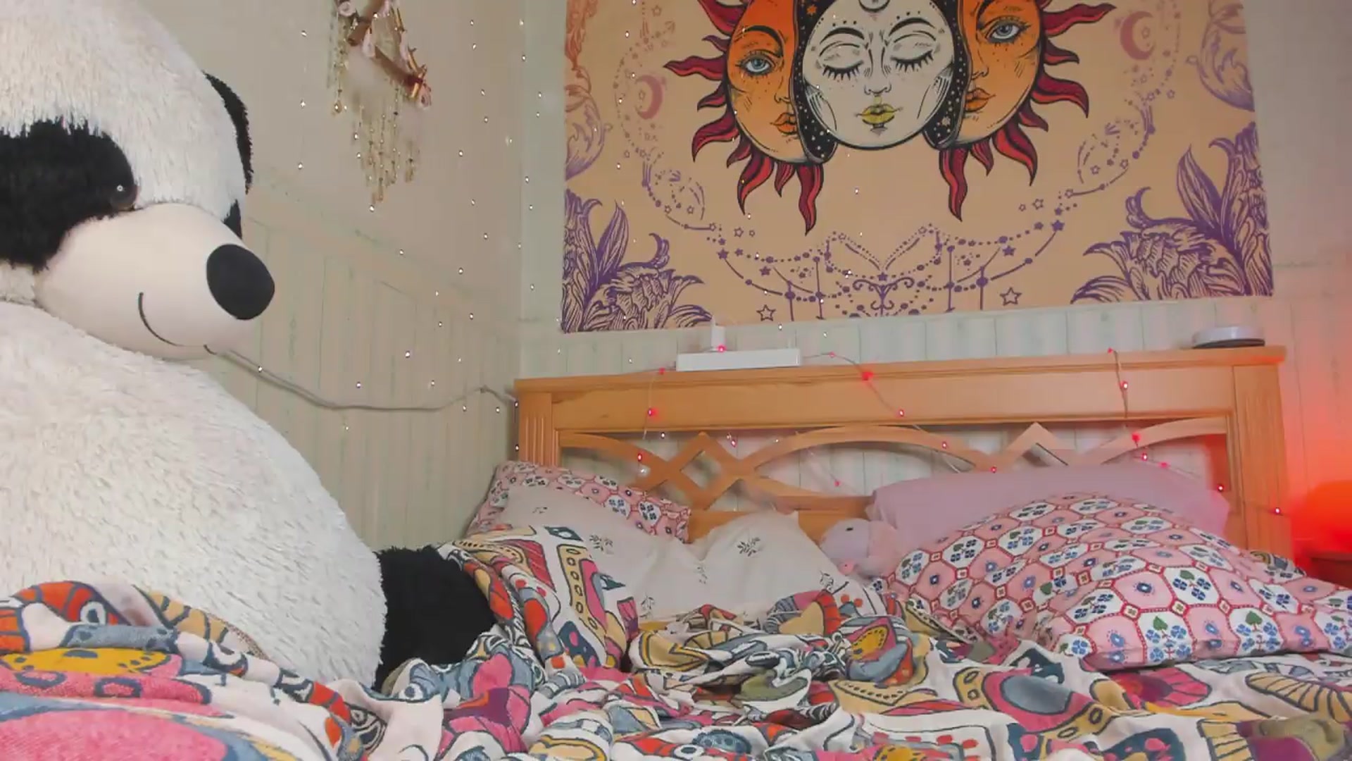Gallery image thumbnail from KellyAsian's myfreecams stream on, 08/20/2026, 09:38 image 18 of 20