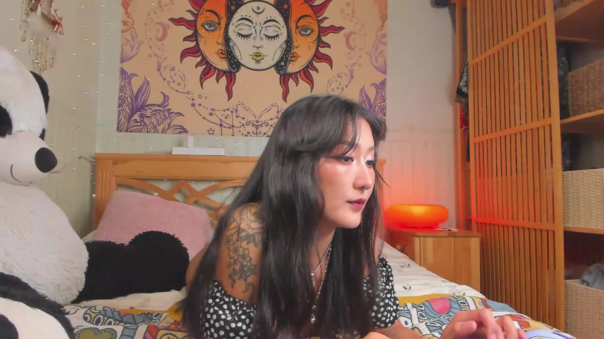 Gallery image thumbnail from KellyAsian's myfreecams stream on, 08/28/2026, 08:50 image 11 of 20
