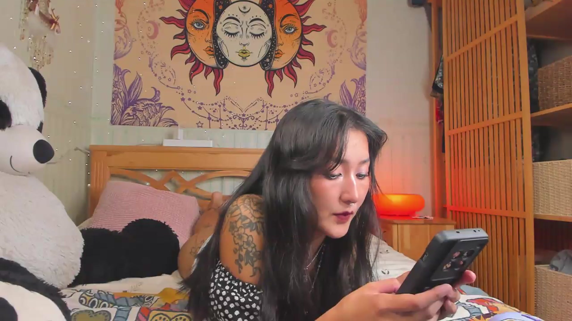 Gallery image thumbnail from KellyAsian's myfreecams stream on, 08/28/2026, 08:50 image 14 of 20