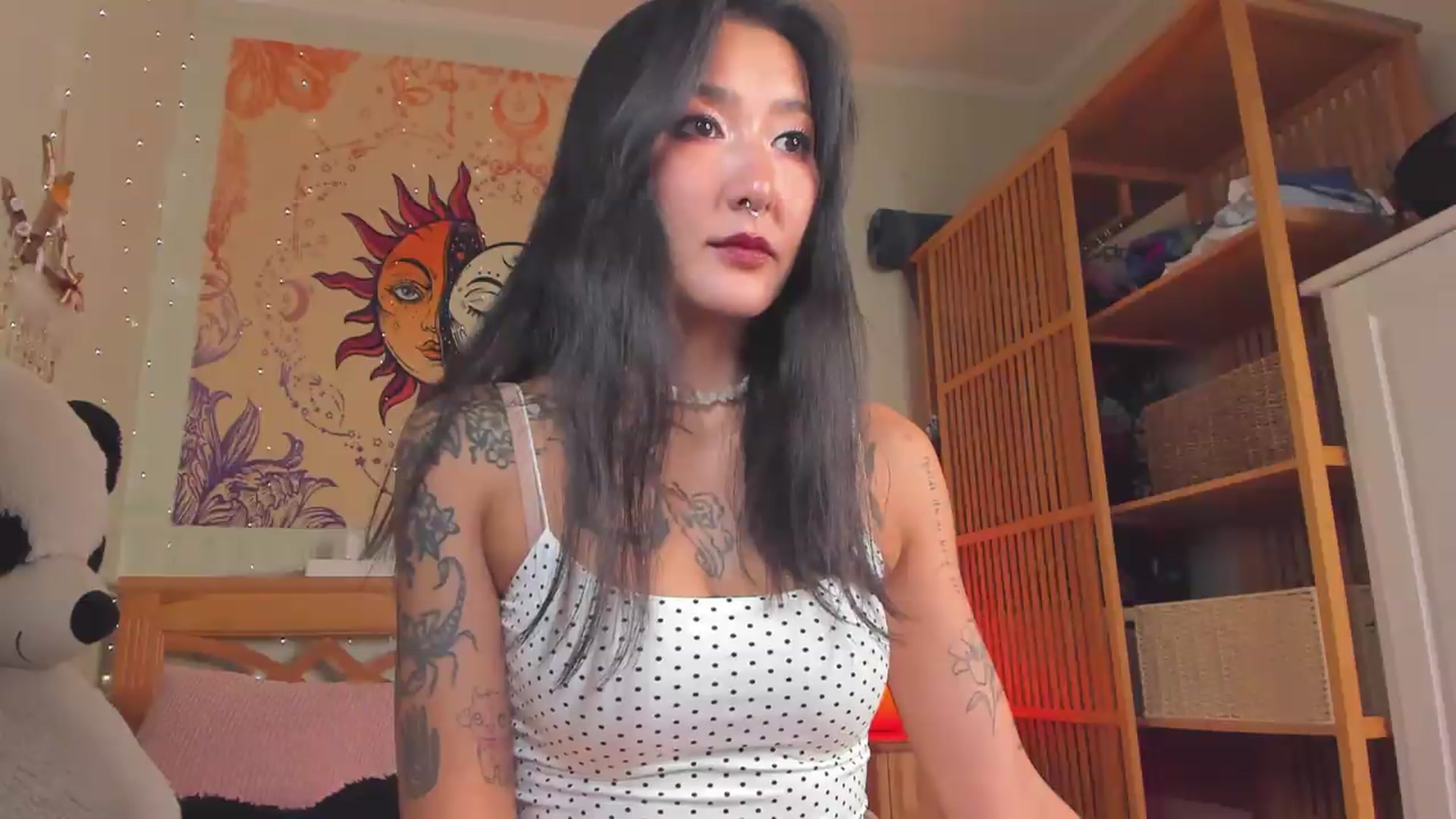 Gallery image thumbnail from KellyAsian's myfreecams stream on, 08/31/2026, 10:03 image 16 of 20