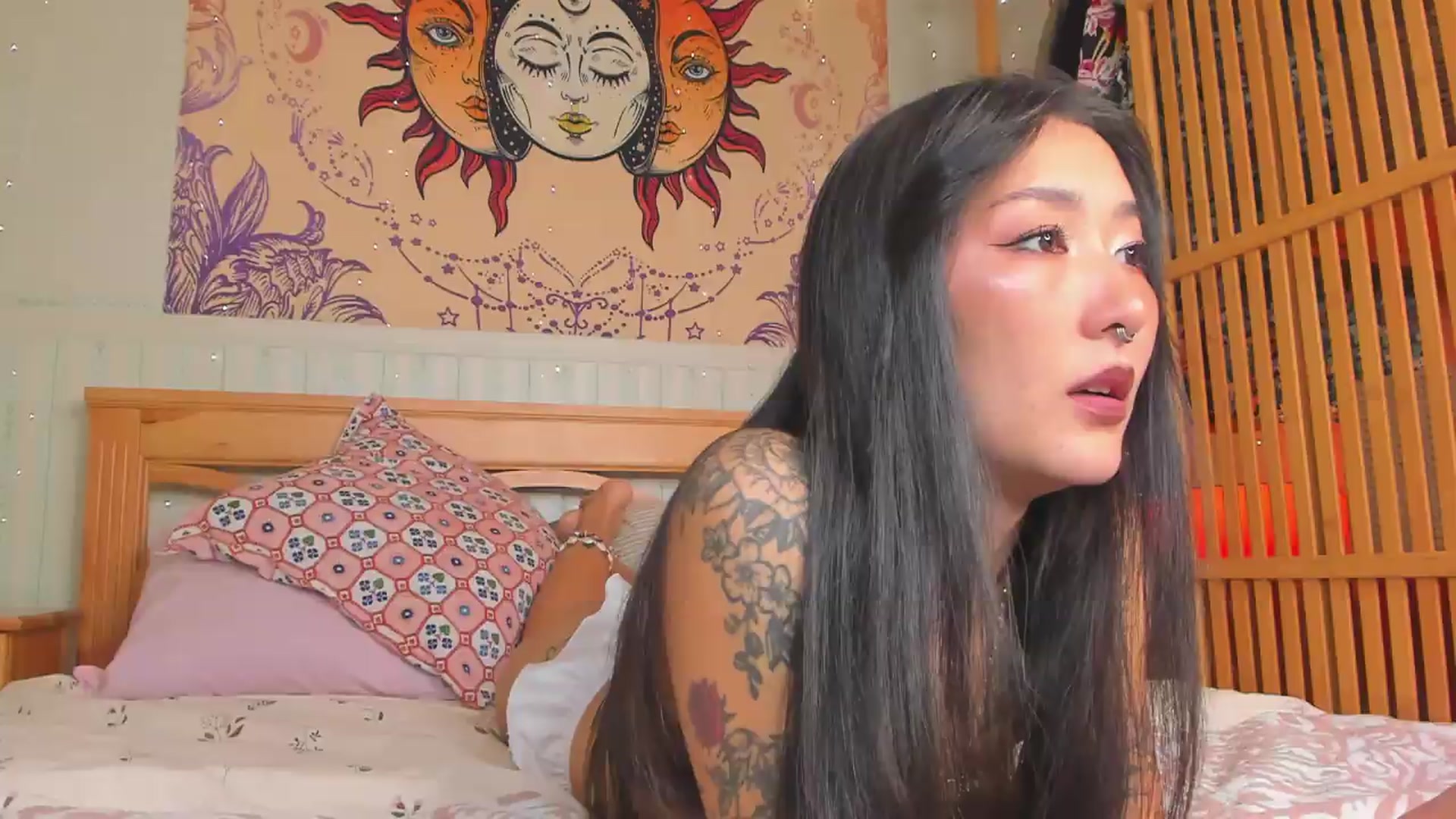 Gallery image thumbnail from KellyAsian's myfreecams stream on, 09/14/2026, 08:01 image 2 of 20